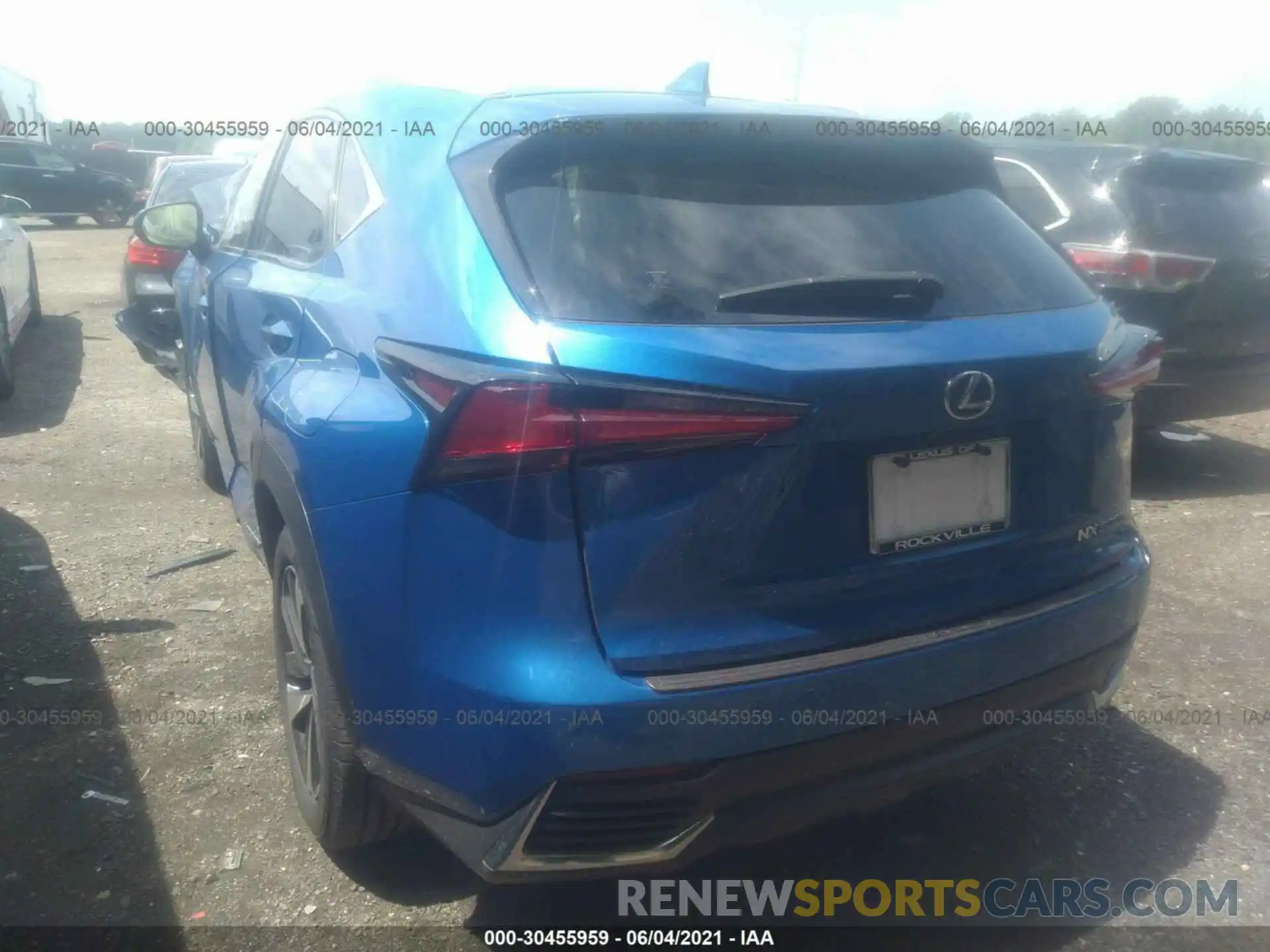 3 Фотография поврежденного автомобиля JTJBJRBZ4K2100466 LEXUS NX 2019