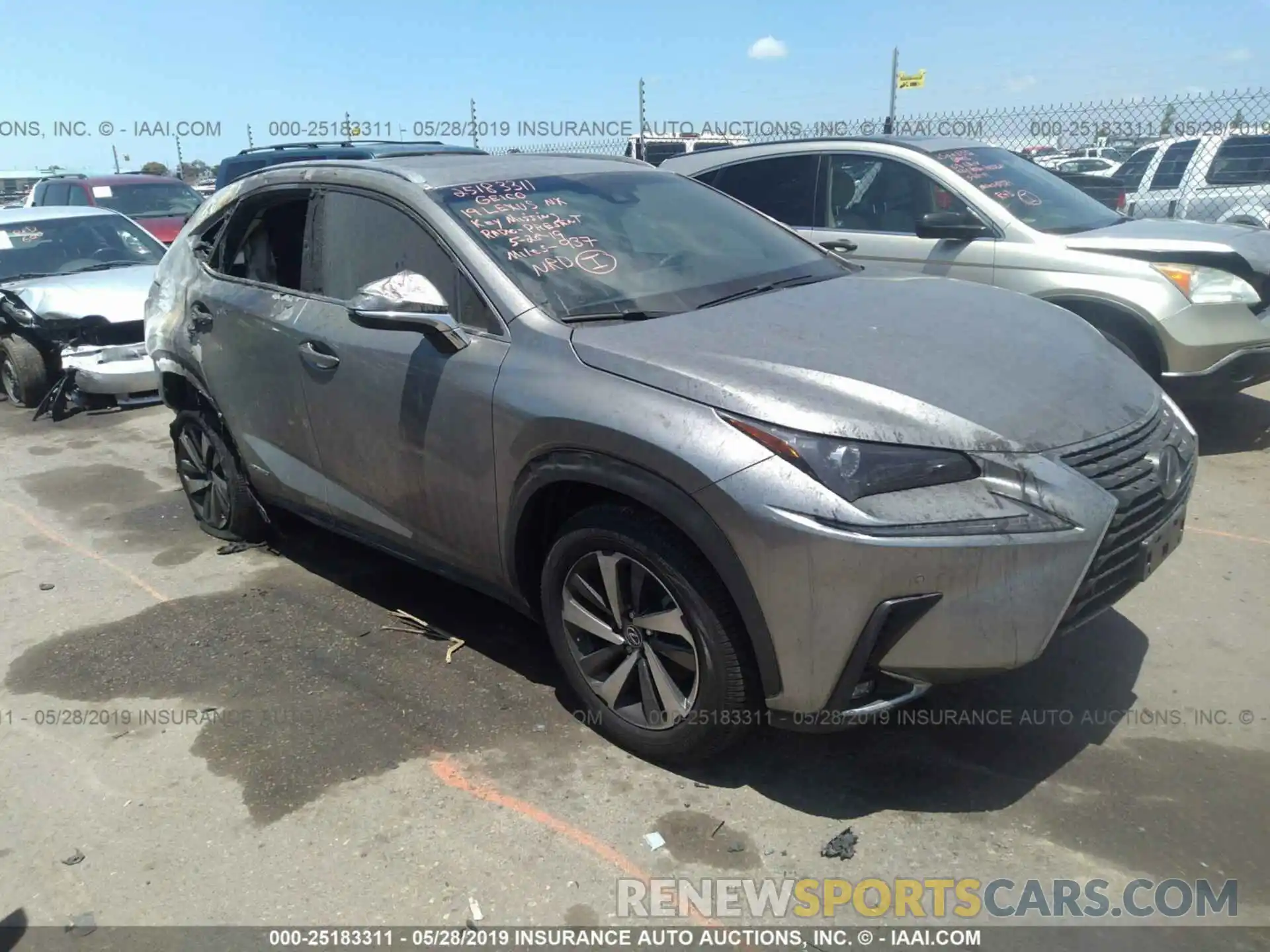 1 Фотография поврежденного автомобиля JTJBJRBZ4K2108695 LEXUS NX 2019