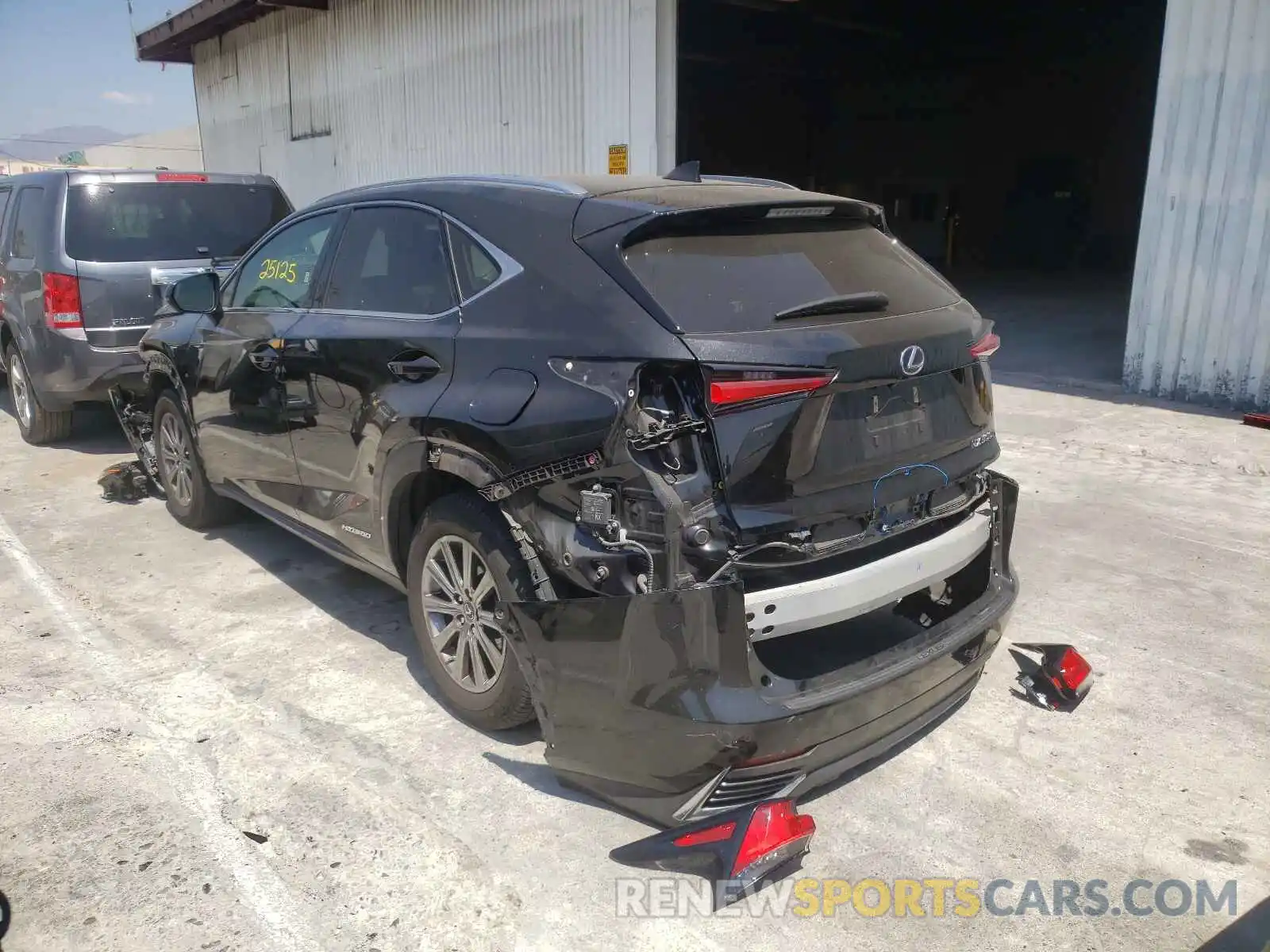 3 Фотография поврежденного автомобиля JTJBJRBZ5K2102730 LEXUS NX 2019