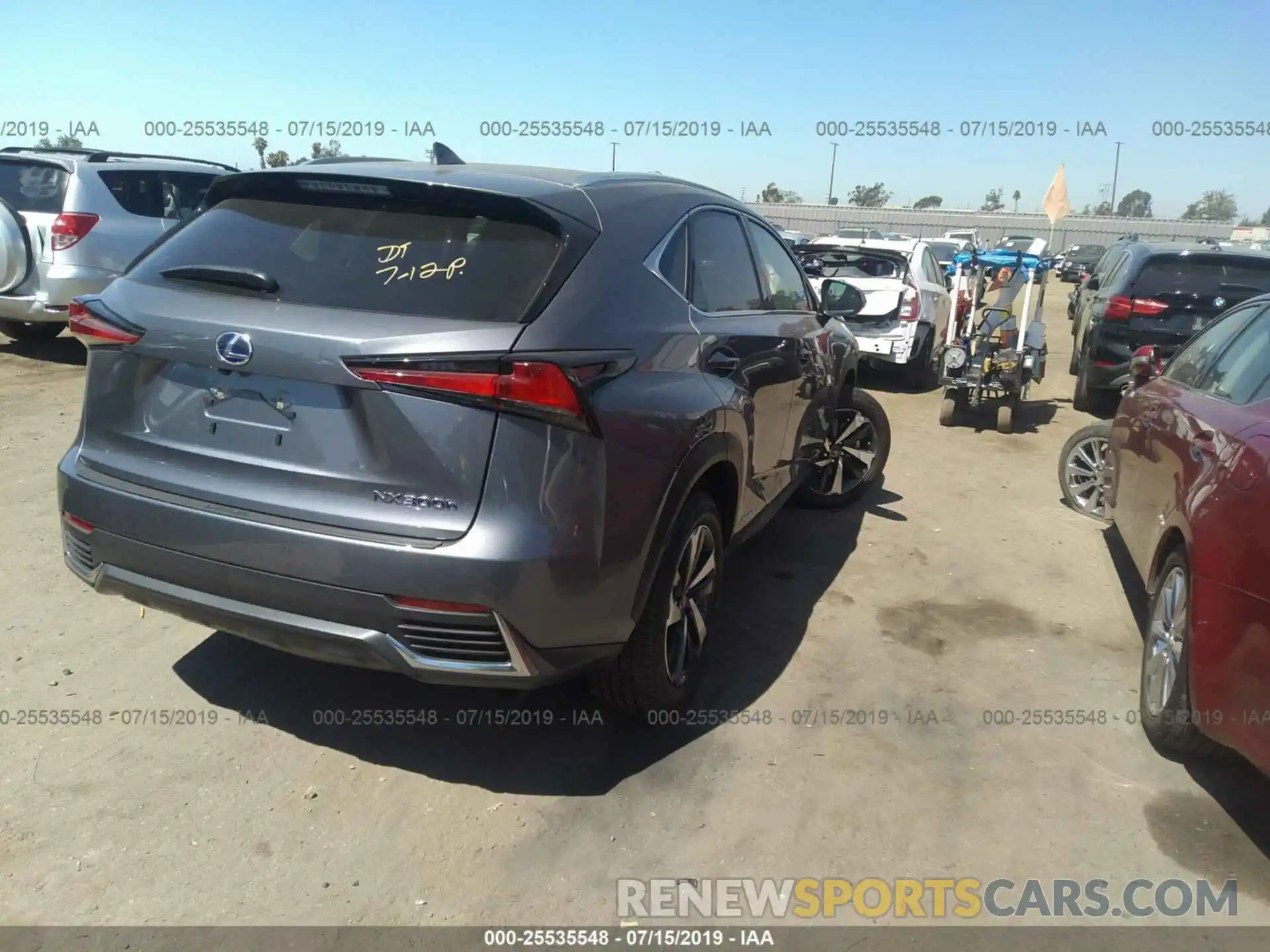 4 Фотография поврежденного автомобиля JTJBJRBZ5K2124307 LEXUS NX 2019