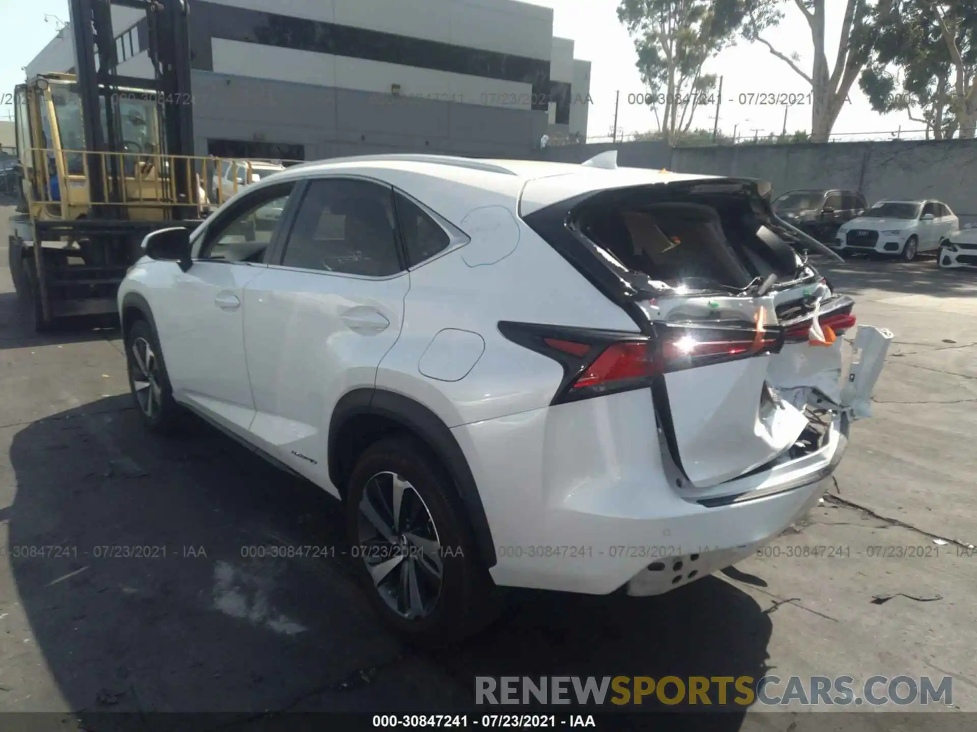 3 Фотография поврежденного автомобиля JTJBJRBZ6K2106768 LEXUS NX 2019