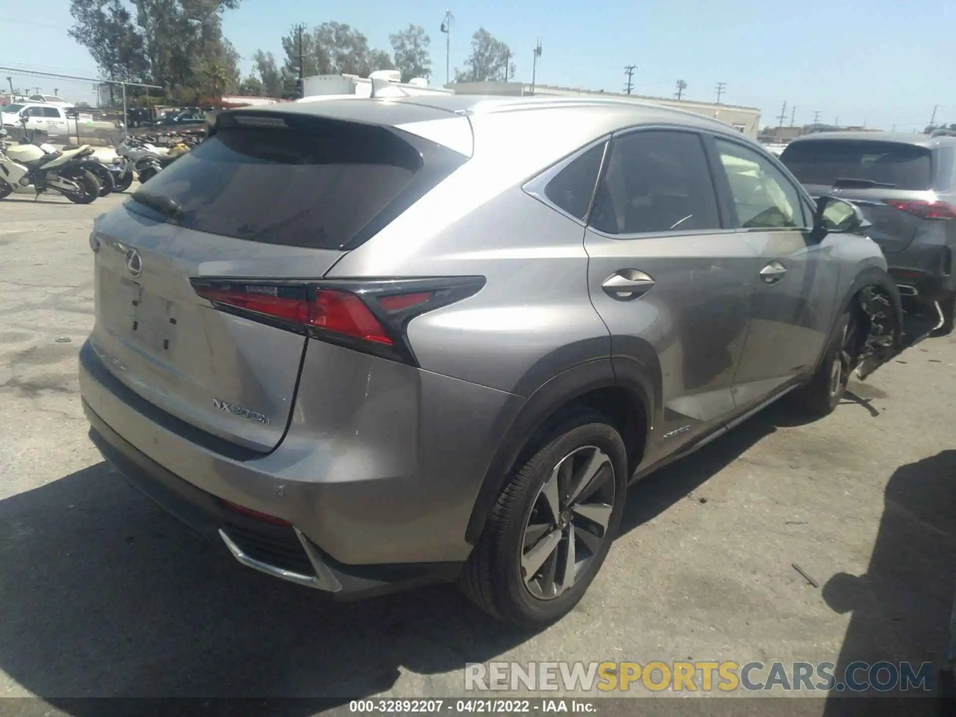 4 Фотография поврежденного автомобиля JTJBJRBZ7K2107329 LEXUS NX 2019