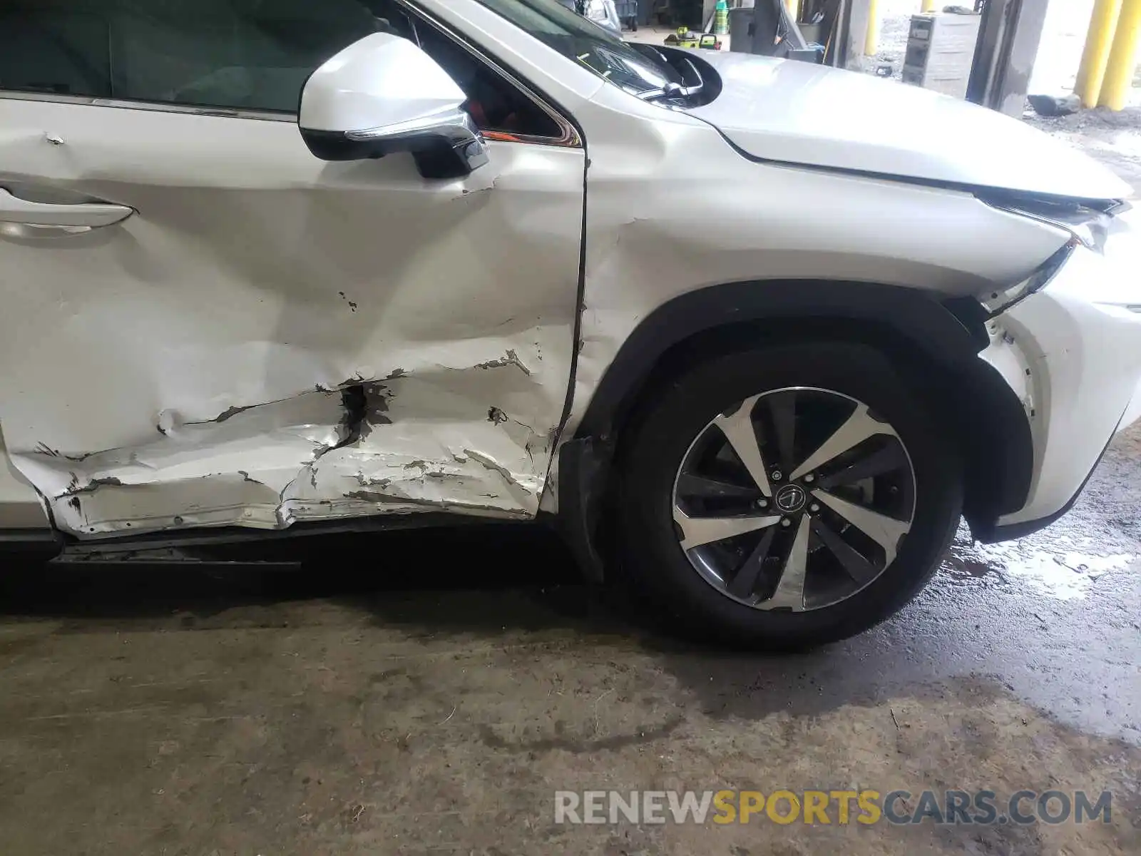 9 Photograph of a damaged car JTJBJRBZ8K2105623 LEXUS NX 2019