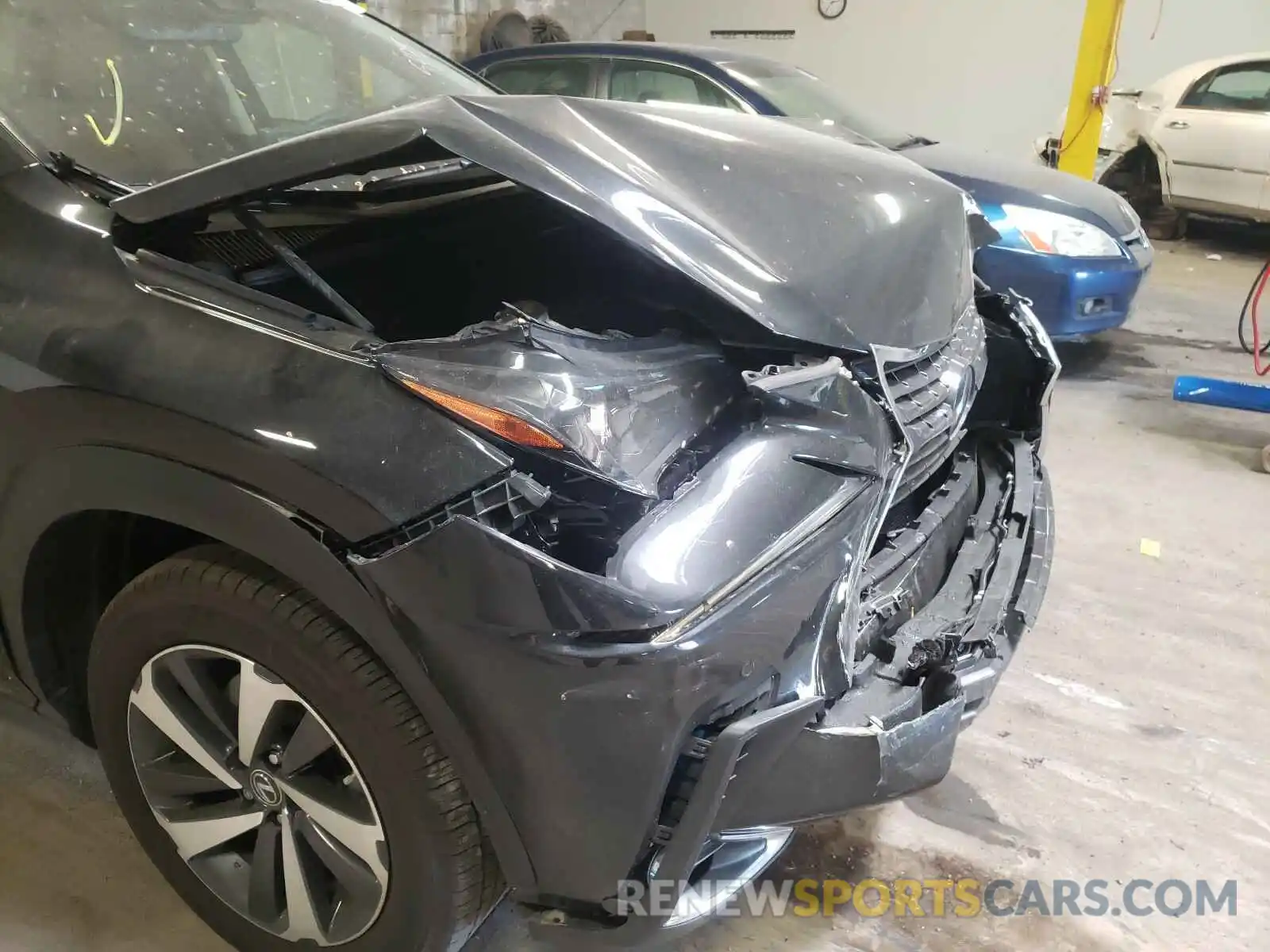 9 Фотография поврежденного автомобиля JTJBJRBZ8K2113897 LEXUS NX 2019