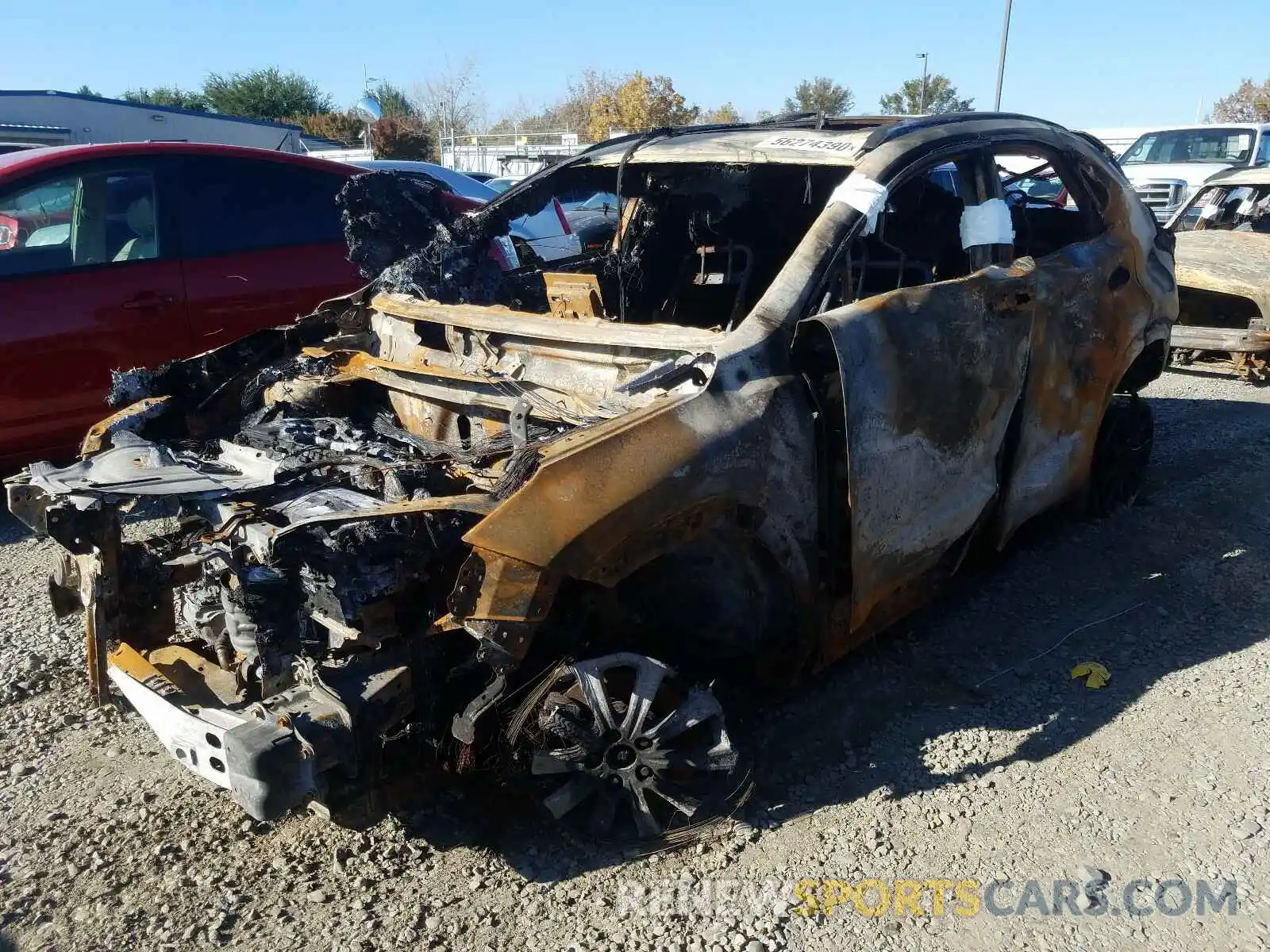 2 Фотография поврежденного автомобиля JTJBJRBZ9K2097516 LEXUS NX 2019