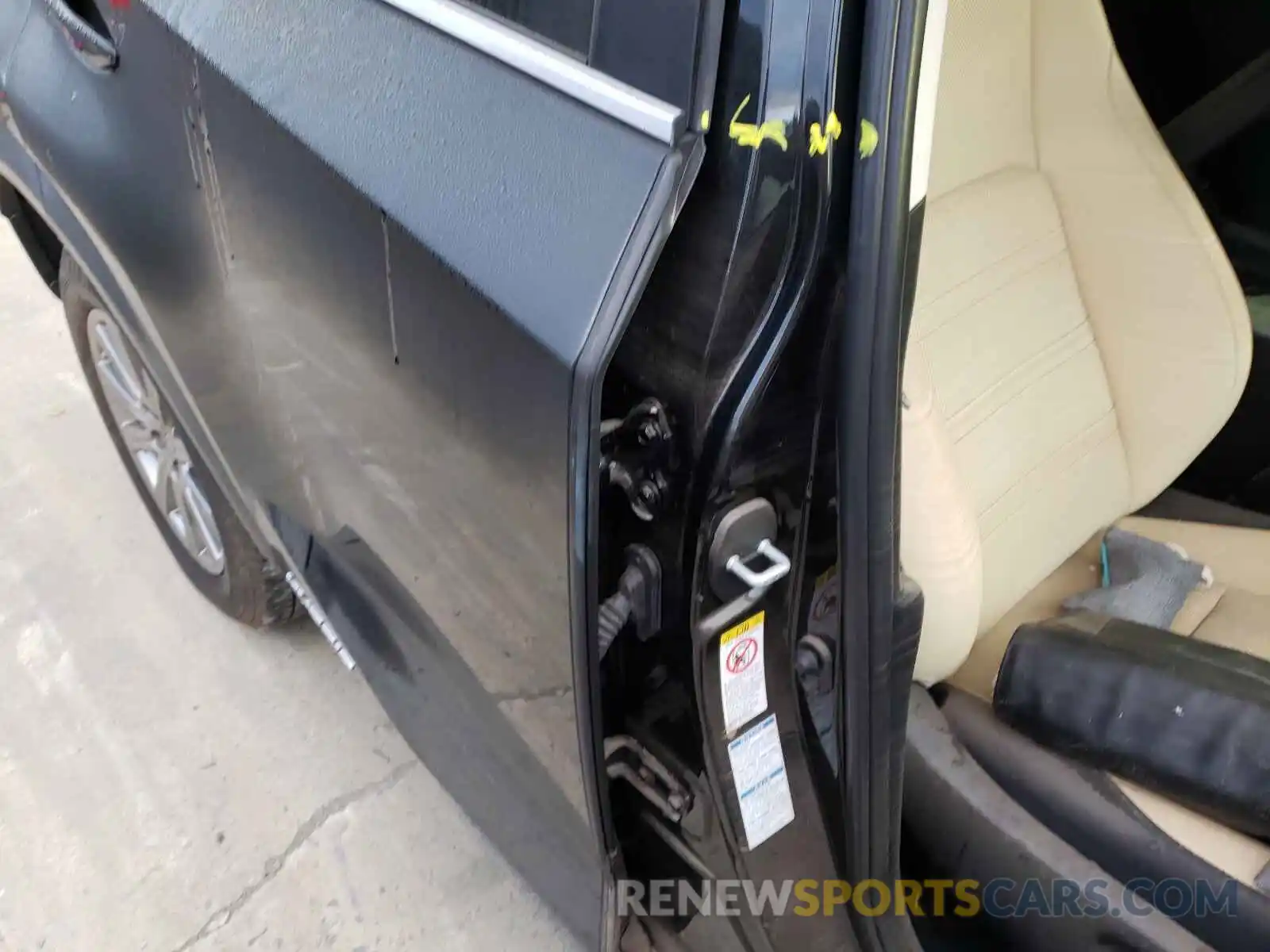 9 Photograph of a damaged car JTJBJRBZXK2112802 LEXUS NX 2019