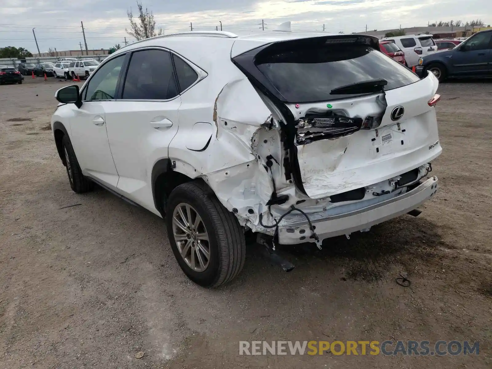 3 Фотография поврежденного автомобиля JTJYARBZ0K2125777 LEXUS NX 2019