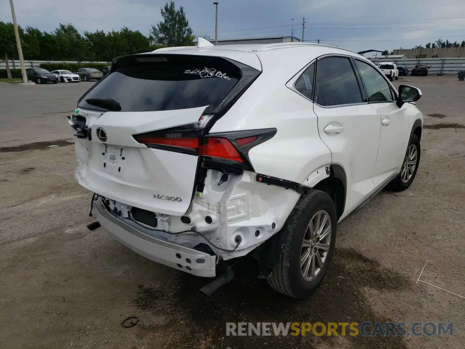 4 Фотография поврежденного автомобиля JTJYARBZ0K2125777 LEXUS NX 2019