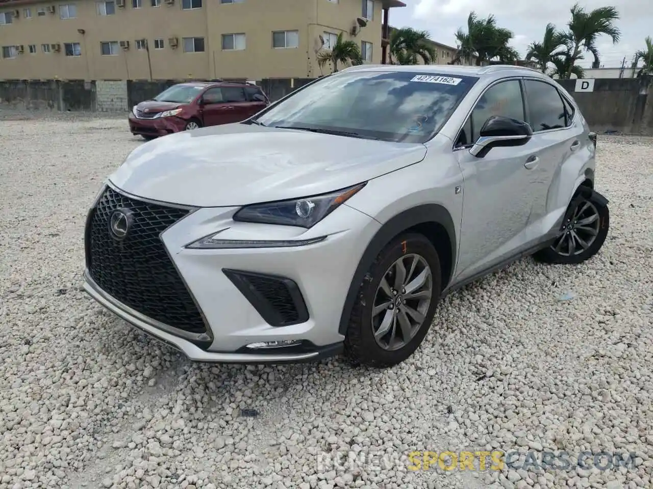 2 Фотография поврежденного автомобиля JTJYARBZ0K2125956 LEXUS NX 2019