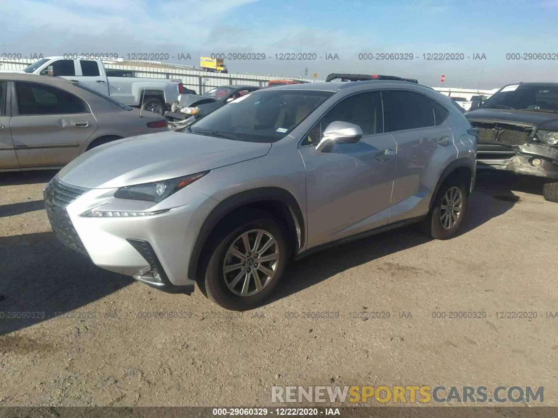 2 Фотография поврежденного автомобиля JTJYARBZ0K2126265 LEXUS NX 2019