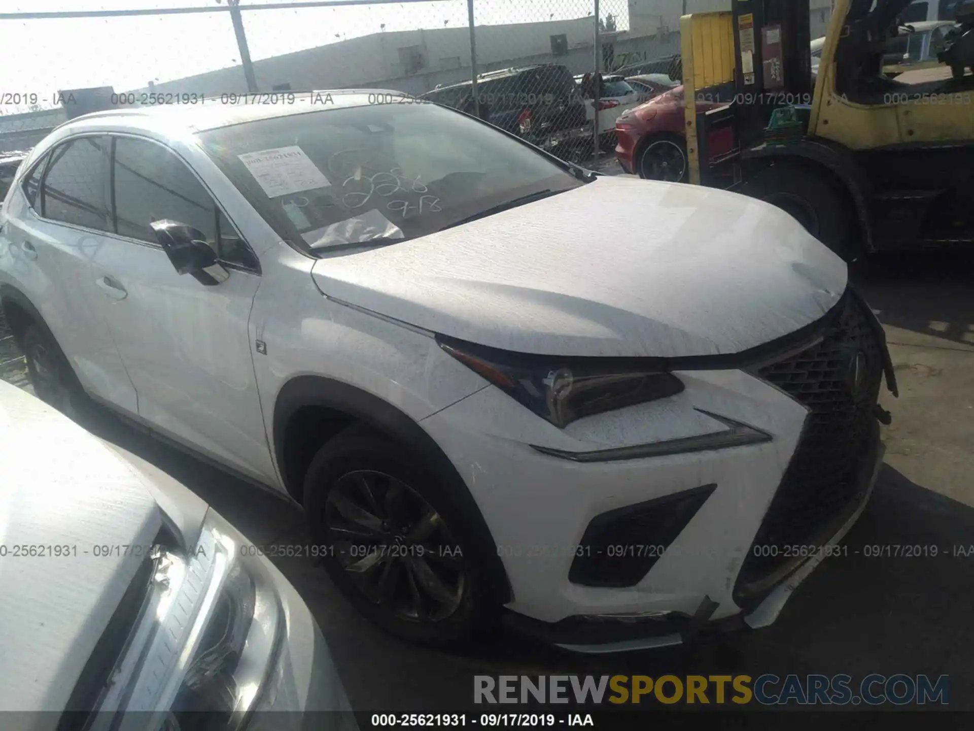 1 Photograph of a damaged car JTJYARBZ0K2137220 LEXUS NX 2019