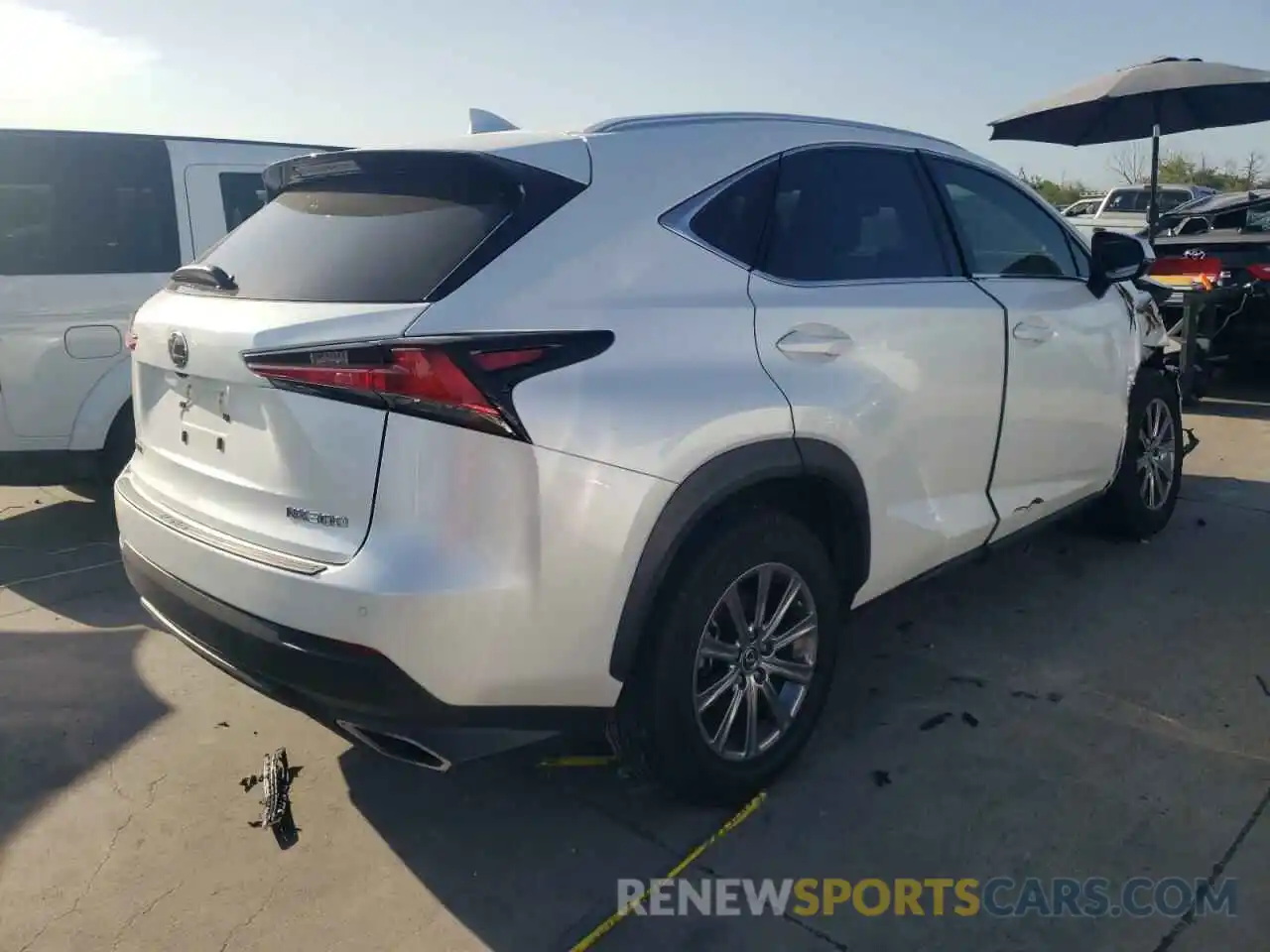 4 Фотография поврежденного автомобиля JTJYARBZ0K2156043 LEXUS NX 2019