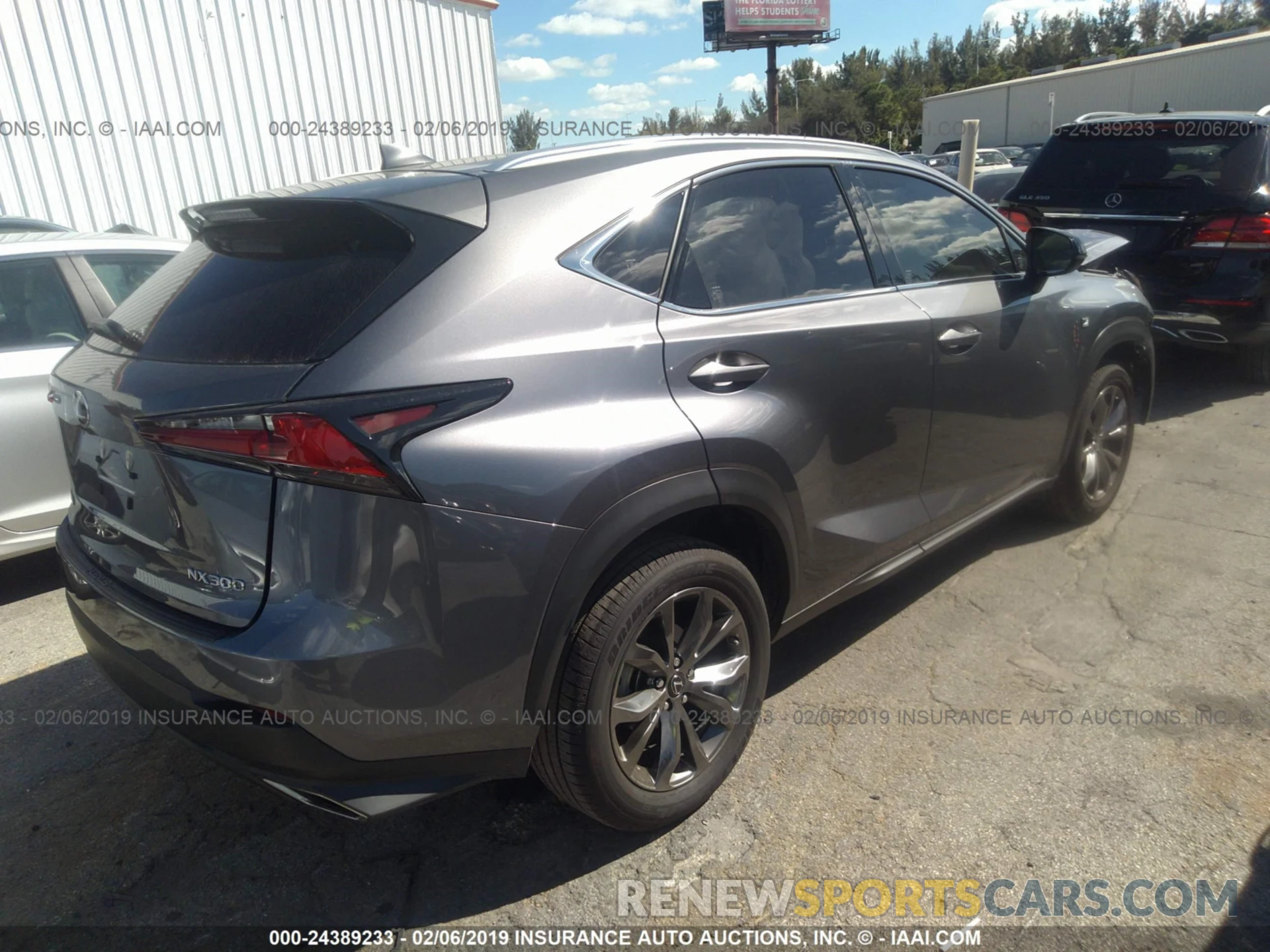 4 Фотография поврежденного автомобиля JTJYARBZ1K2123486 LEXUS NX 2019