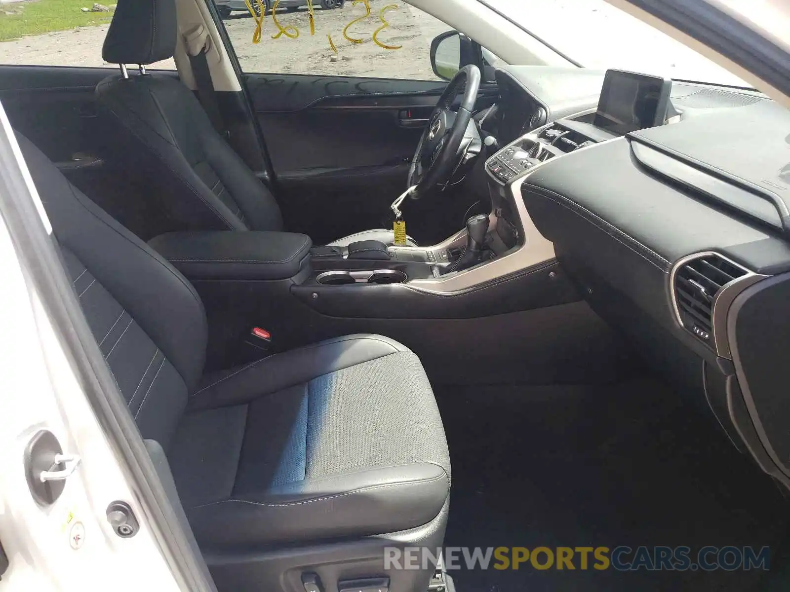 5 Photograph of a damaged car JTJYARBZ1K2125884 LEXUS NX 2019