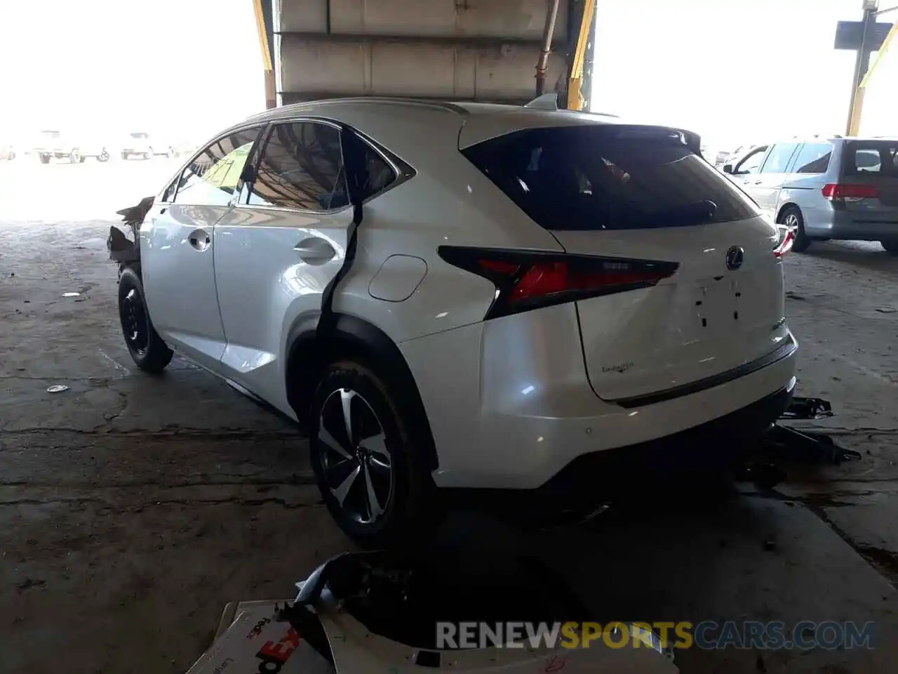 3 Фотография поврежденного автомобиля JTJYARBZ1K2137839 LEXUS NX 2019