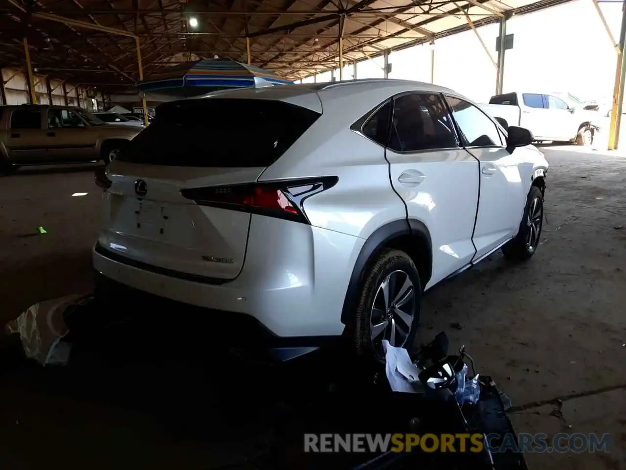 4 Фотография поврежденного автомобиля JTJYARBZ1K2137839 LEXUS NX 2019