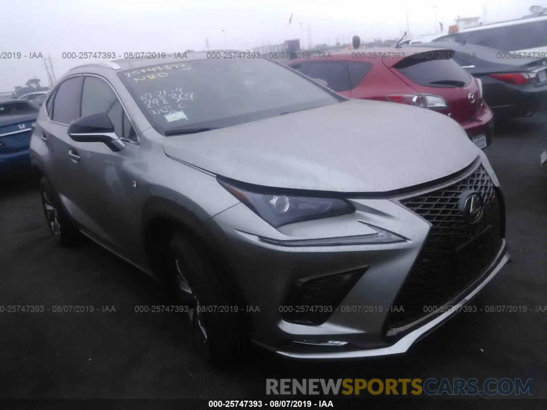 1 Фотография поврежденного автомобиля JTJYARBZ1K2138750 LEXUS NX 2019