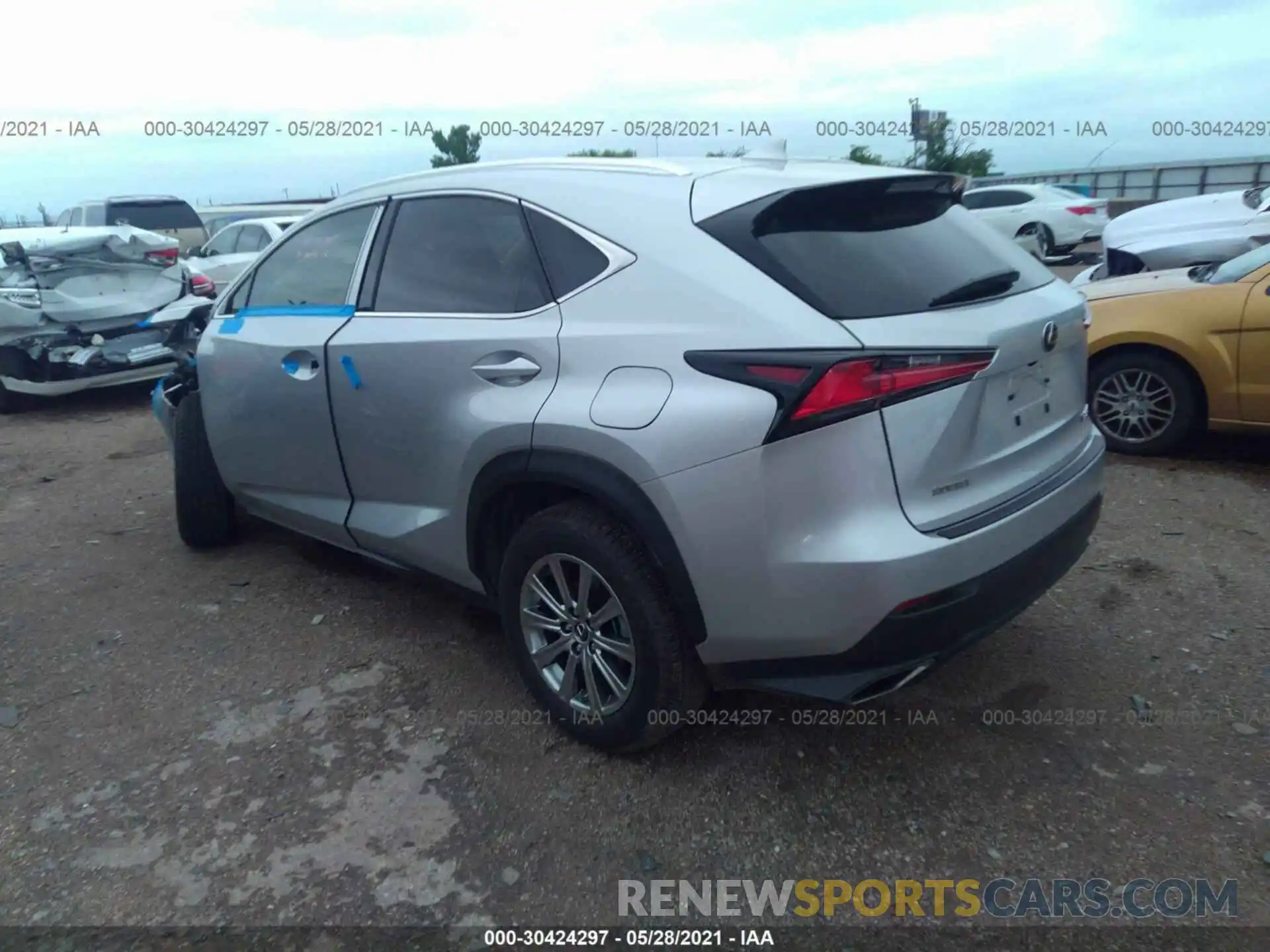 3 Фотография поврежденного автомобиля JTJYARBZ1K2139221 LEXUS NX 2019