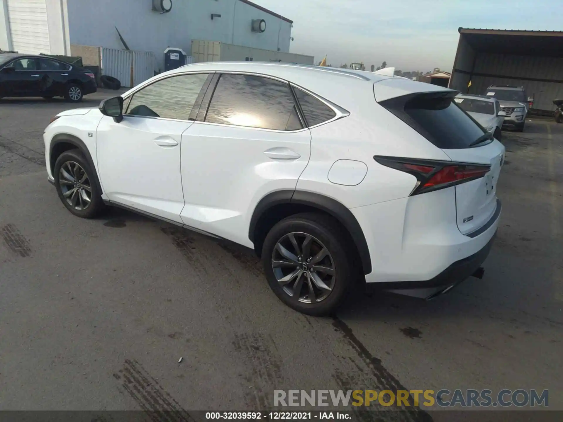 3 Фотография поврежденного автомобиля JTJYARBZ1K2150509 LEXUS NX 2019