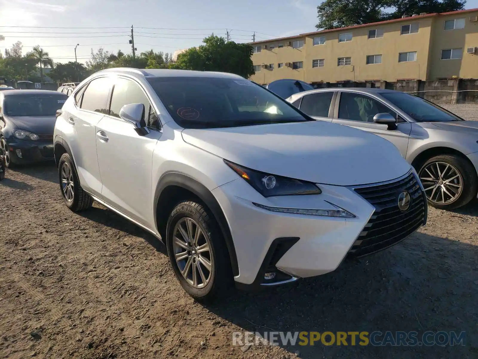 1 Фотография поврежденного автомобиля JTJYARBZ1K2157850 LEXUS NX 2019