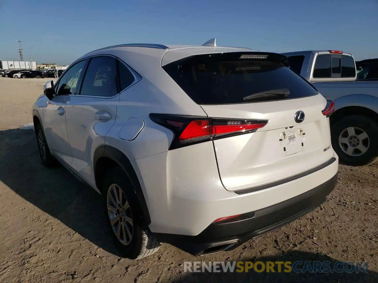 3 Фотография поврежденного автомобиля JTJYARBZ1K2157850 LEXUS NX 2019