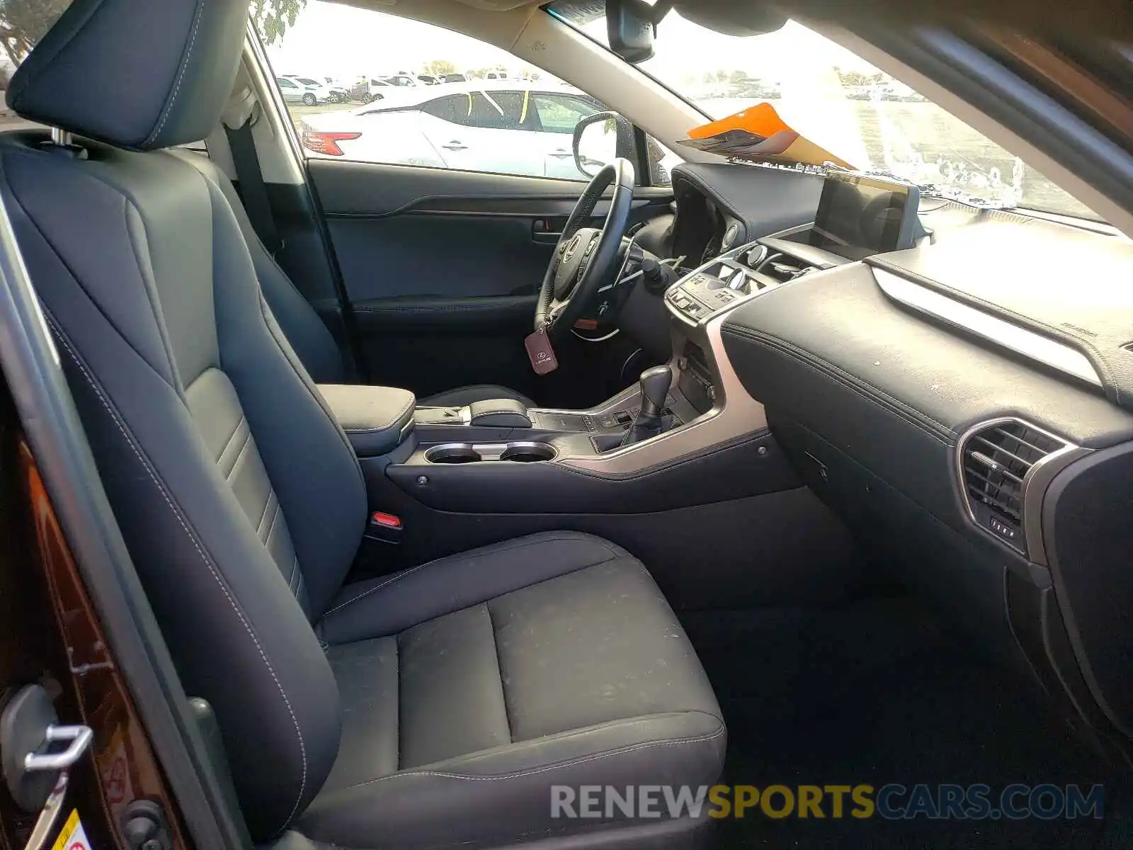 5 Photograph of a damaged car JTJYARBZ2K2121651 LEXUS NX 2019