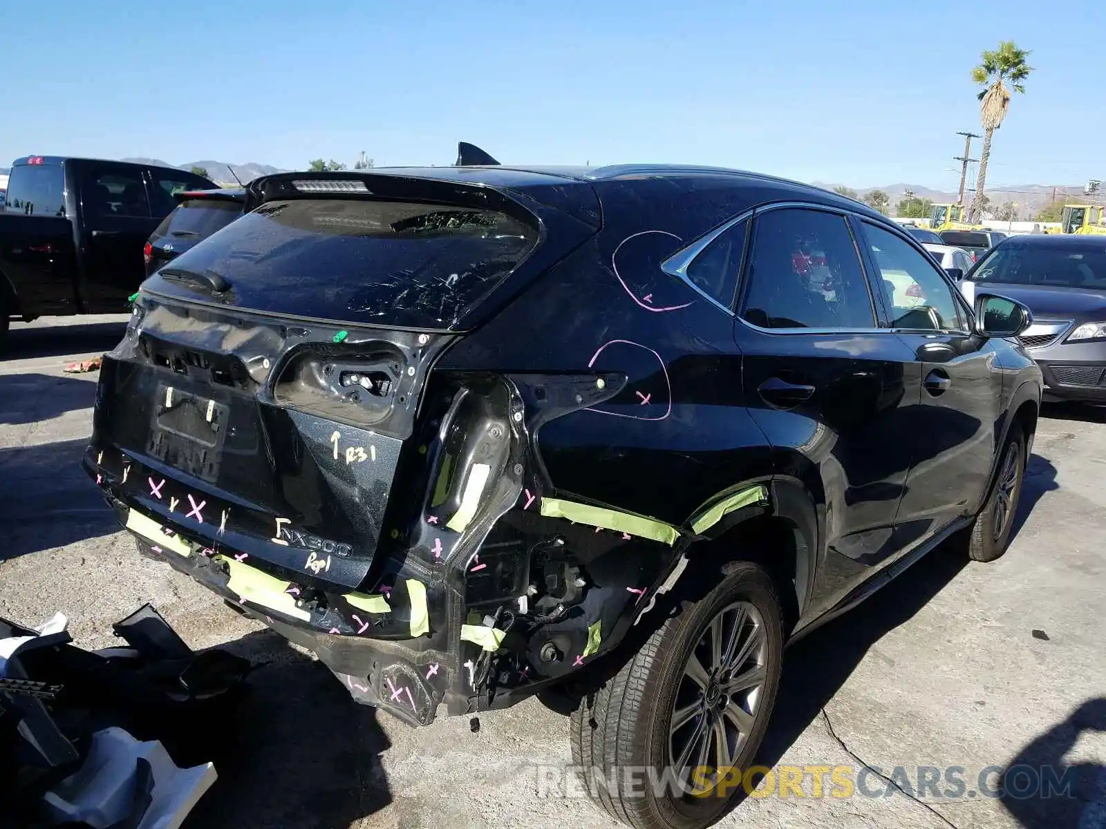 4 Фотография поврежденного автомобиля JTJYARBZ2K2130222 LEXUS NX 2019