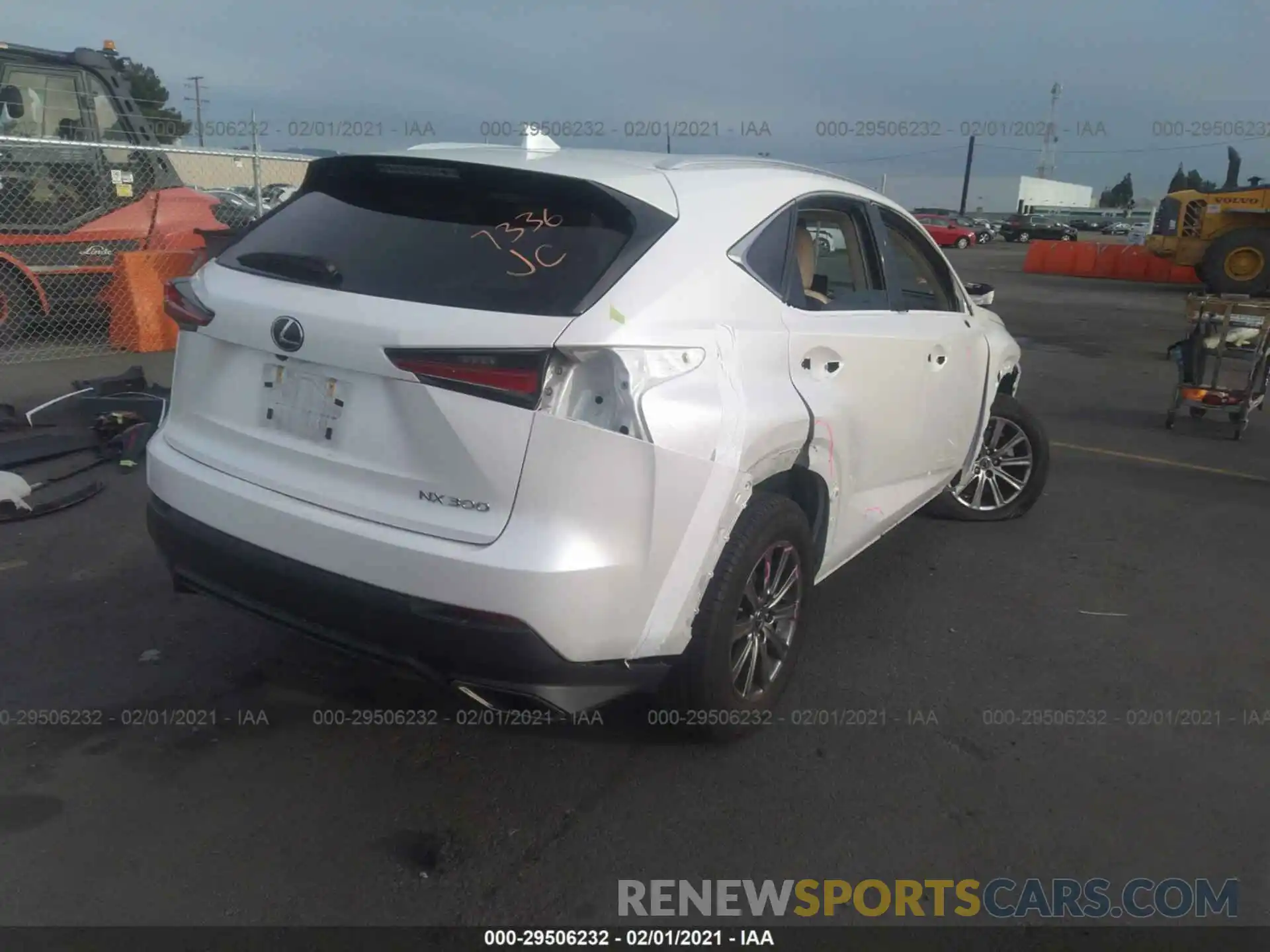 4 Фотография поврежденного автомобиля JTJYARBZ2K2132987 LEXUS NX 2019