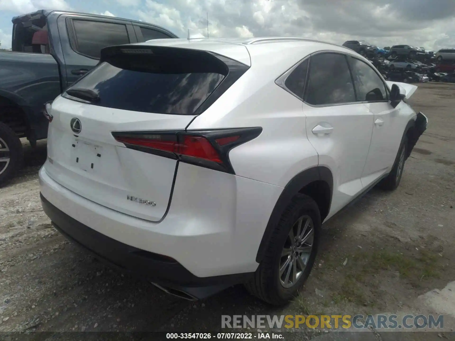 4 Photograph of a damaged car JTJYARBZ2K2133833 LEXUS NX 2019