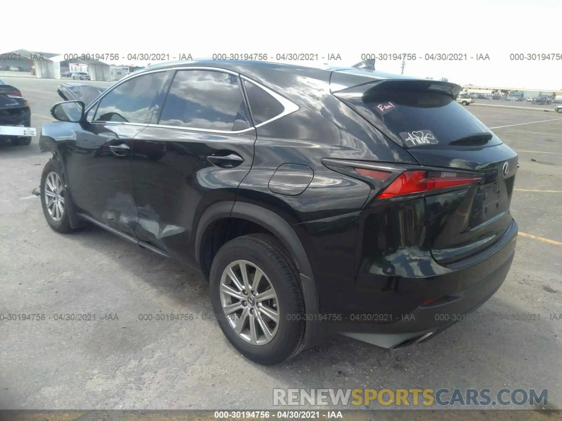 3 Фотография поврежденного автомобиля JTJYARBZ2K2138823 LEXUS NX 2019