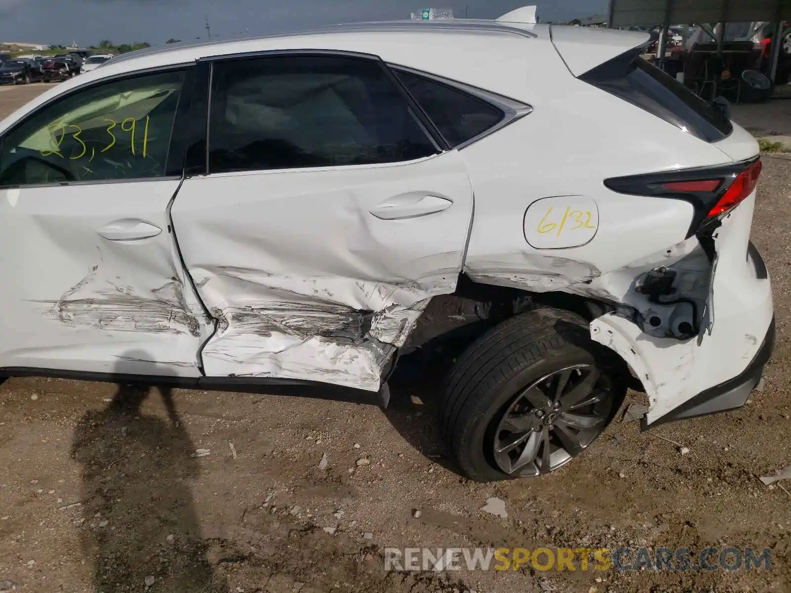 9 Photograph of a damaged car JTJYARBZ2K2155573 LEXUS NX 2019