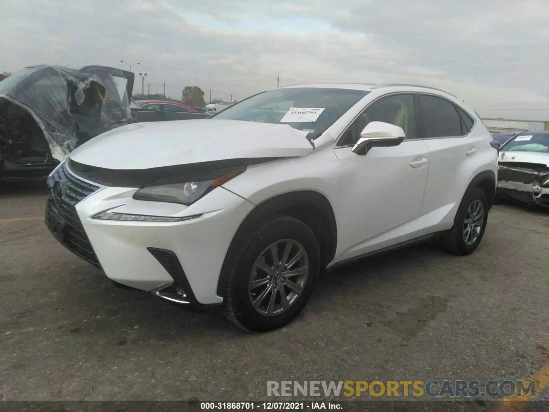 2 Фотография поврежденного автомобиля JTJYARBZ2K2156884 LEXUS NX 2019