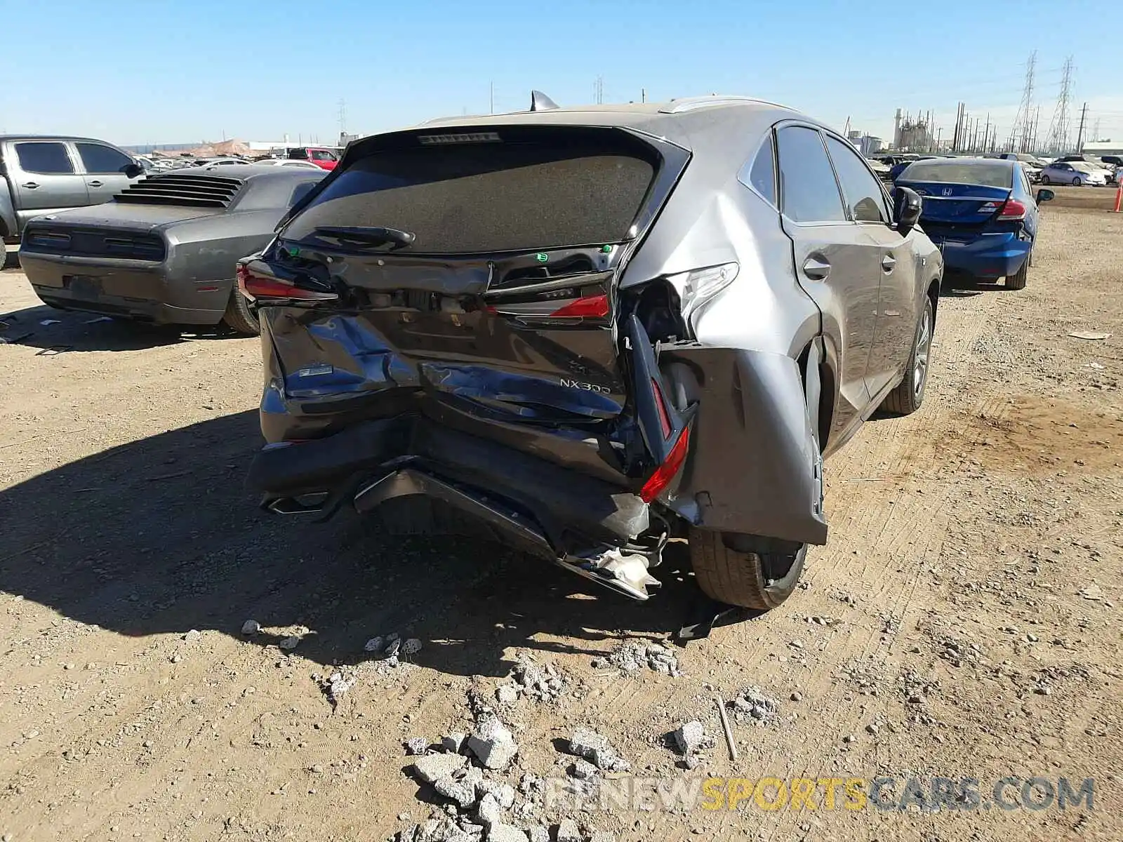 4 Фотография поврежденного автомобиля JTJYARBZ3K2128883 LEXUS NX 2019