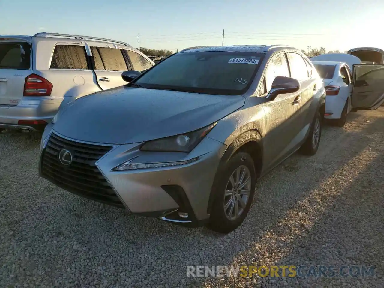 2 Фотография поврежденного автомобиля JTJYARBZ3K2136319 LEXUS NX 2019