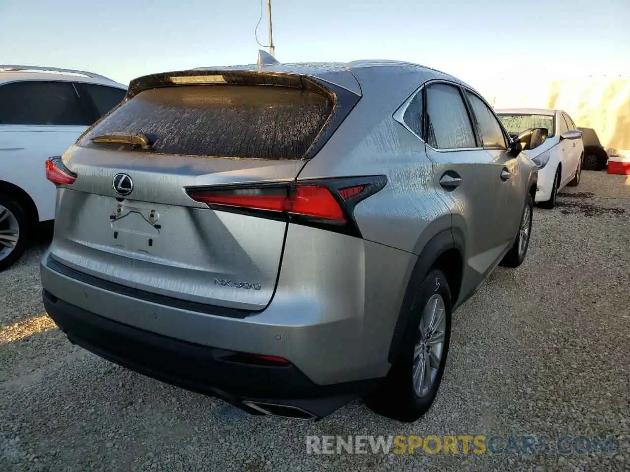 4 Фотография поврежденного автомобиля JTJYARBZ3K2136319 LEXUS NX 2019