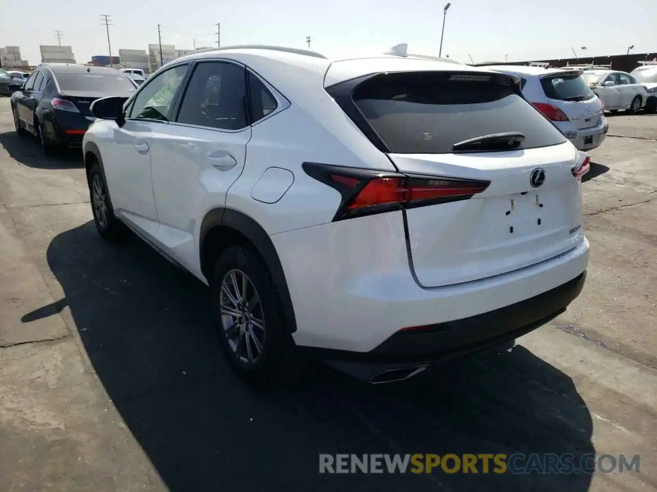 3 Фотография поврежденного автомобиля JTJYARBZ3K2154531 LEXUS NX 2019