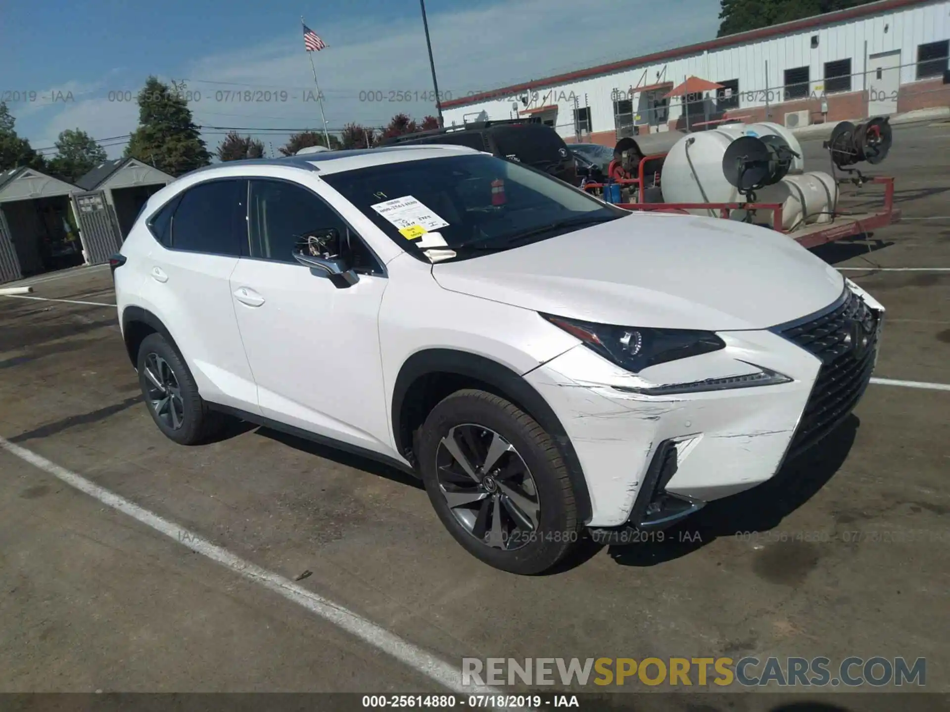 1 Фотография поврежденного автомобиля JTJYARBZ4K2129511 LEXUS NX 2019