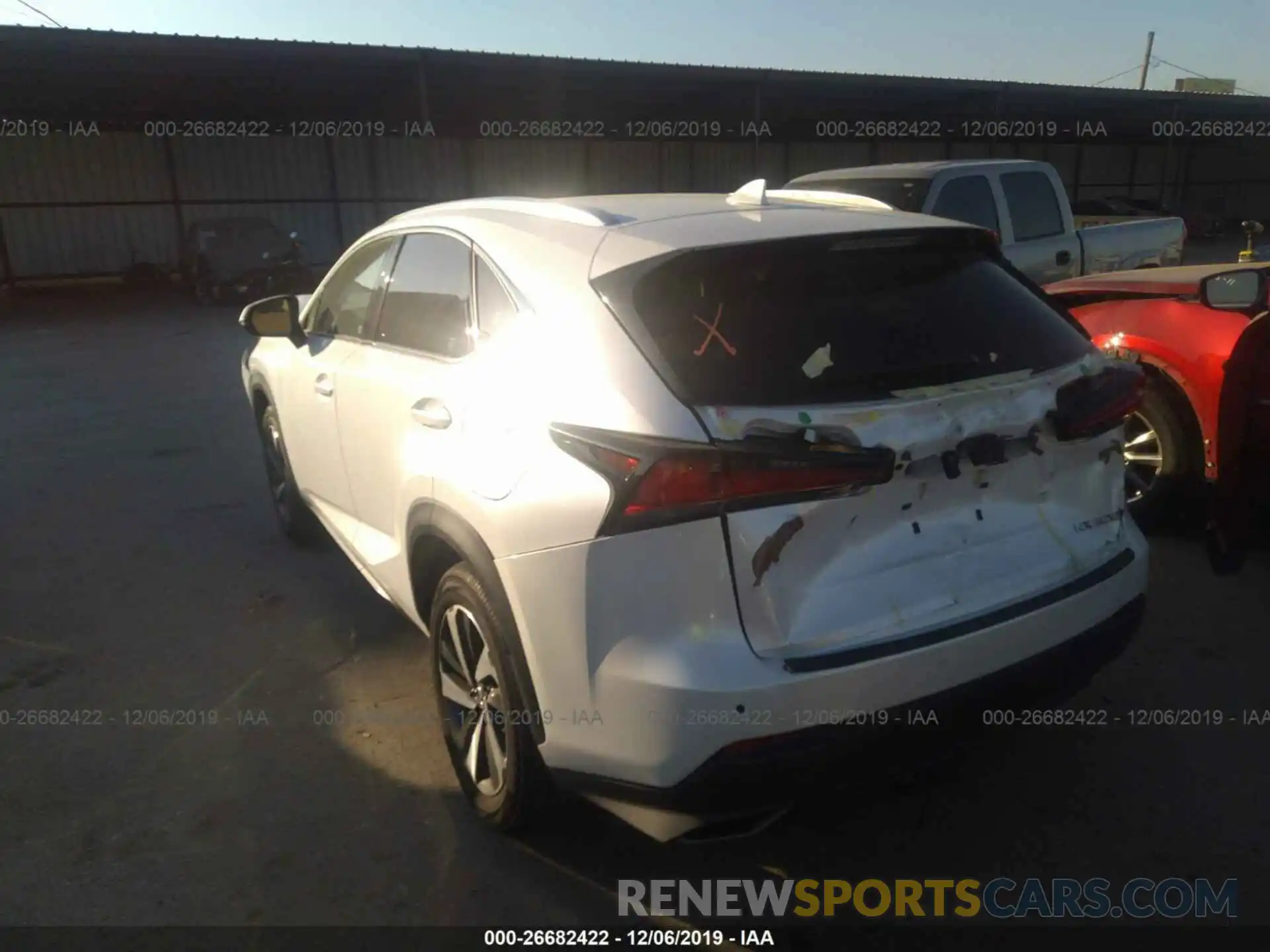 3 Фотография поврежденного автомобиля JTJYARBZ4K2130643 LEXUS NX 2019