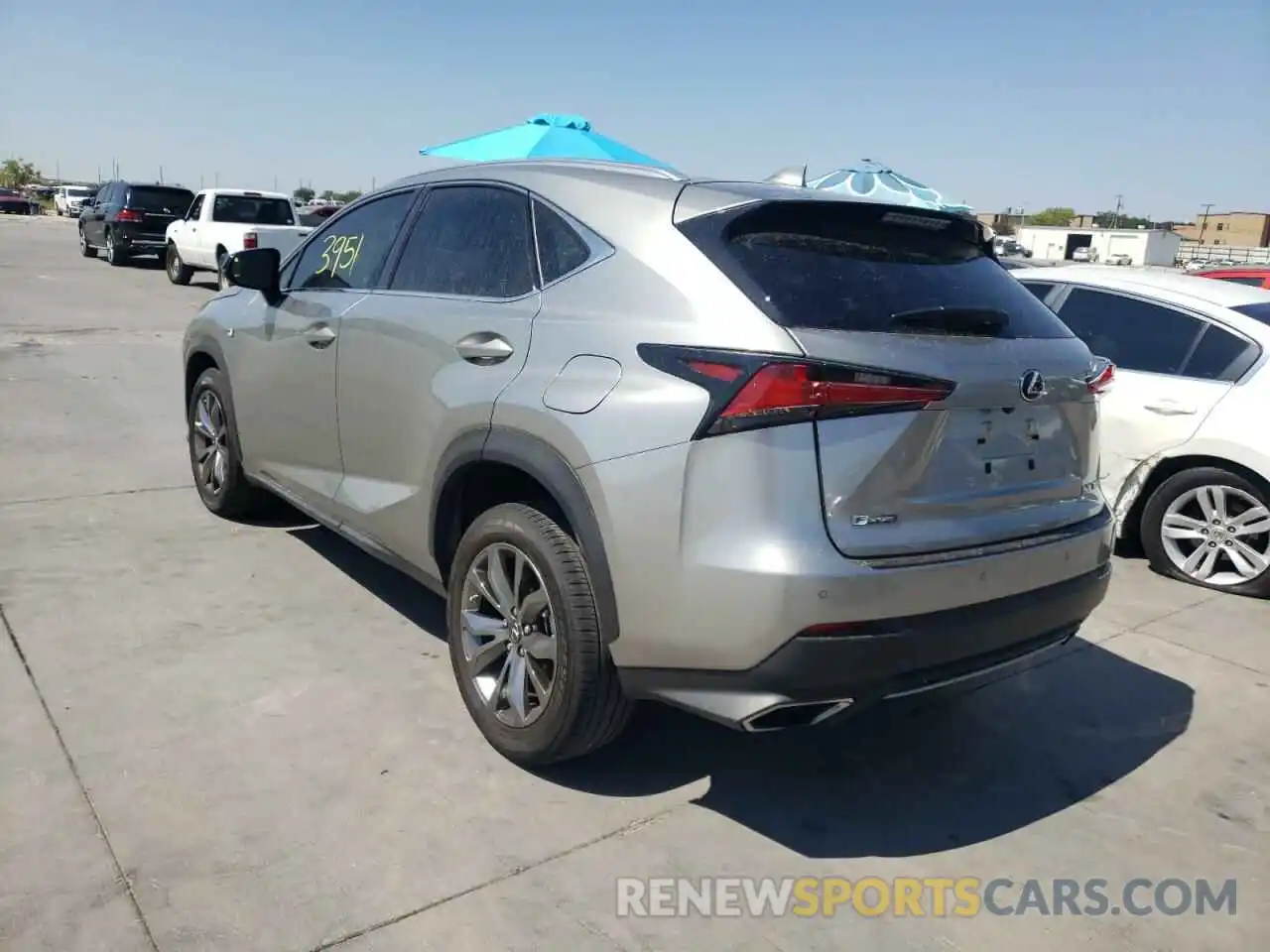 3 Фотография поврежденного автомобиля JTJYARBZ4K2131226 LEXUS NX 2019