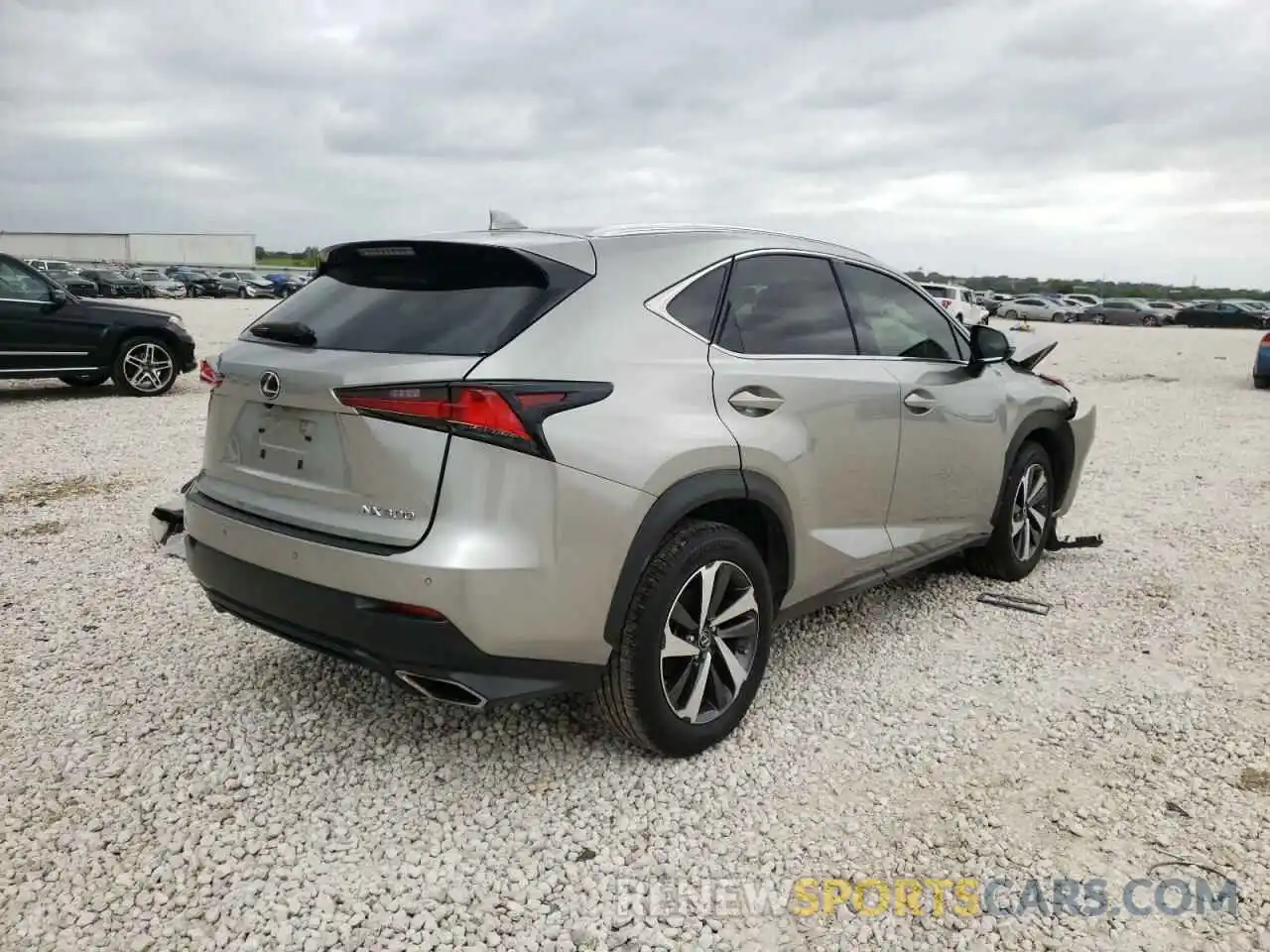 4 Фотография поврежденного автомобиля JTJYARBZ4K2144980 LEXUS NX 2019