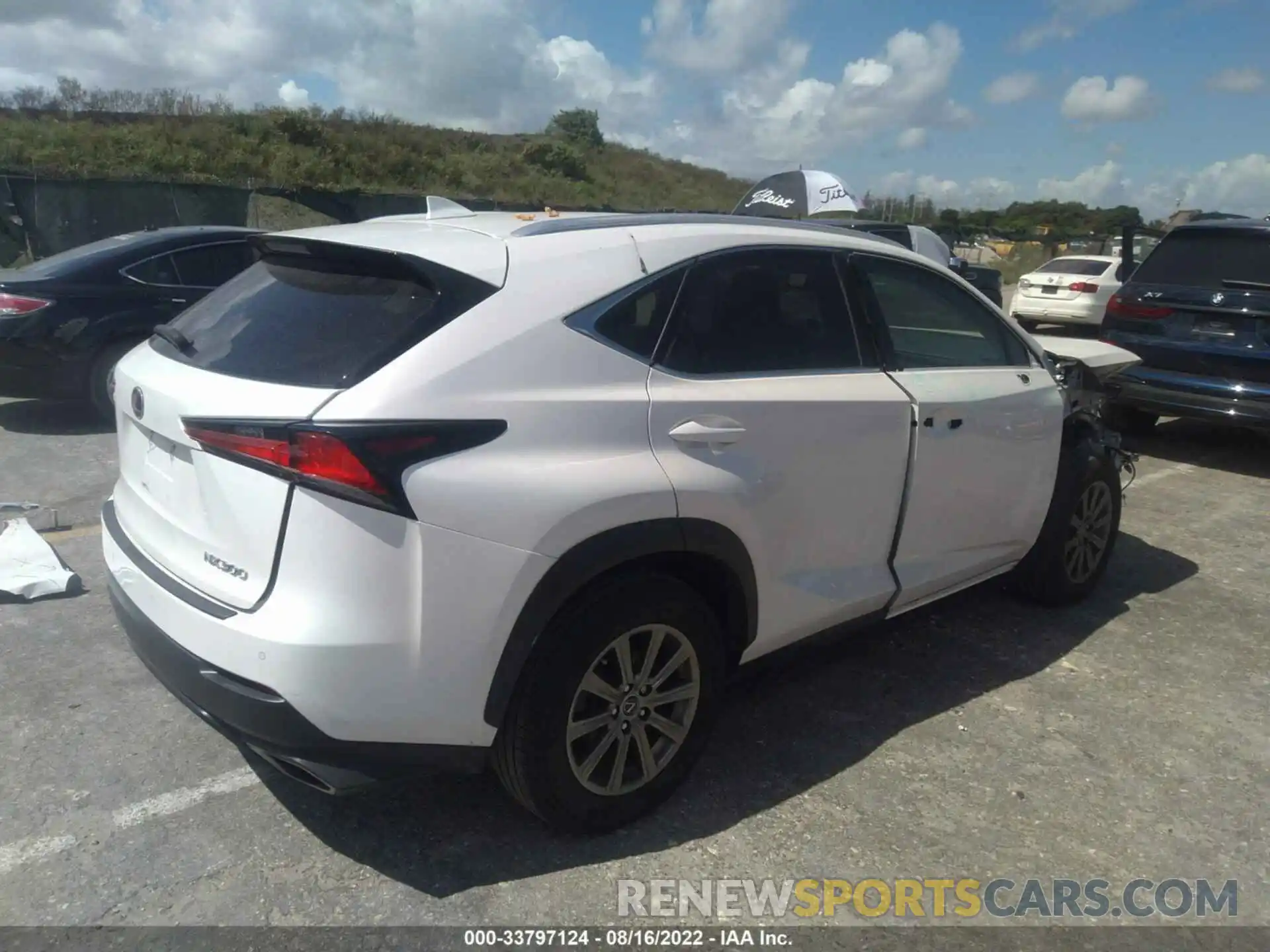 4 Photograph of a damaged car JTJYARBZ4K2150293 LEXUS NX 2019