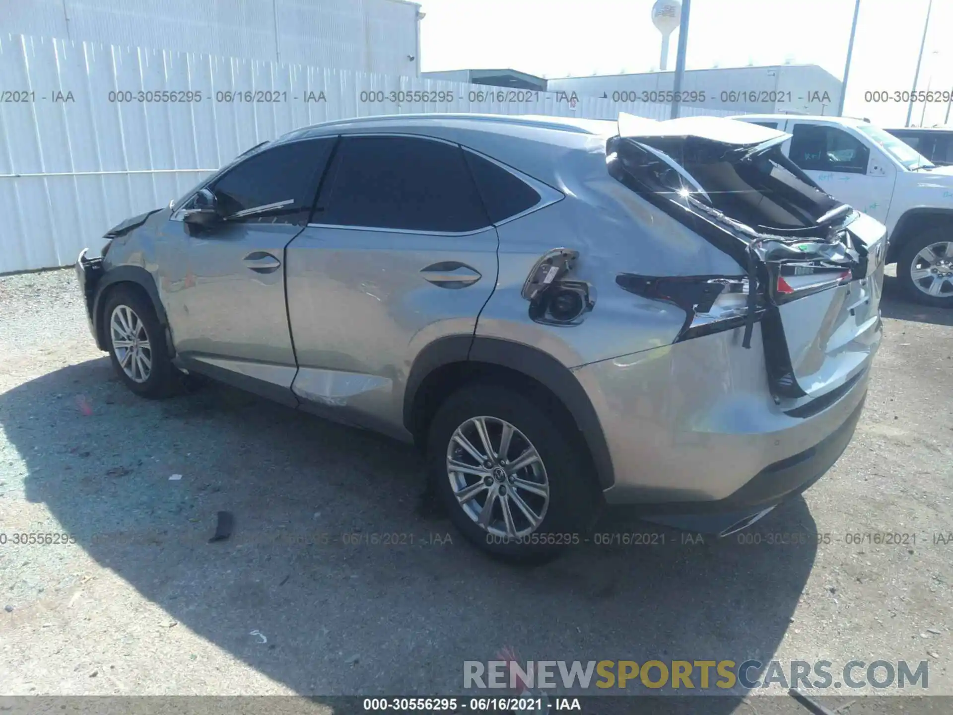 3 Фотография поврежденного автомобиля JTJYARBZ4K2151007 LEXUS NX 2019