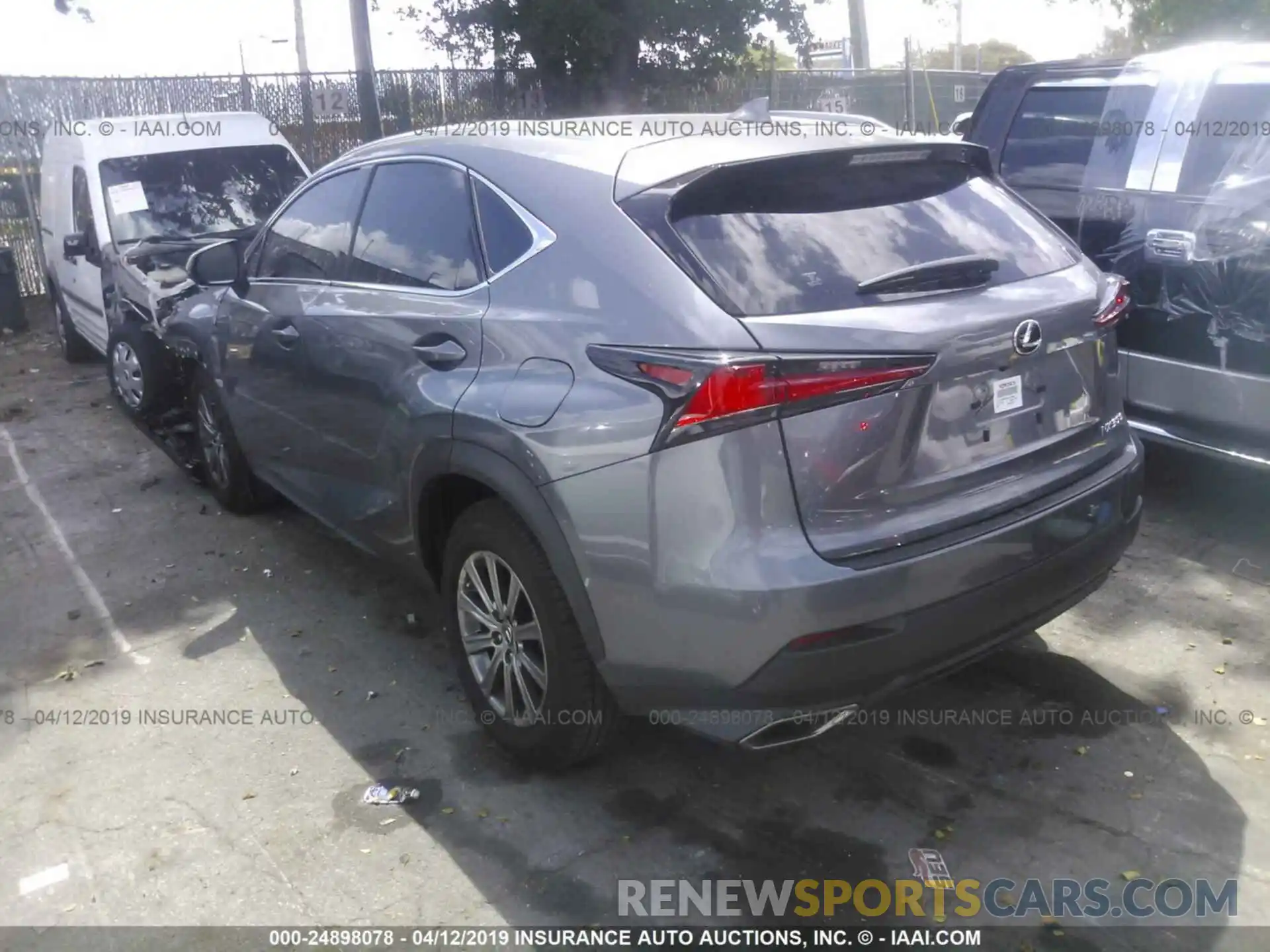 3 Фотография поврежденного автомобиля JTJYARBZ5K2122955 LEXUS NX 2019