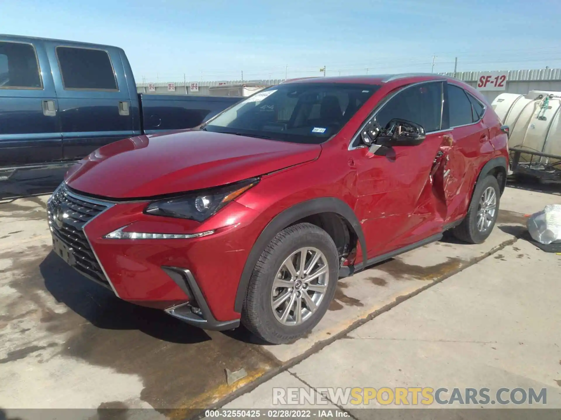 2 Фотография поврежденного автомобиля JTJYARBZ5K2123457 LEXUS NX 2019