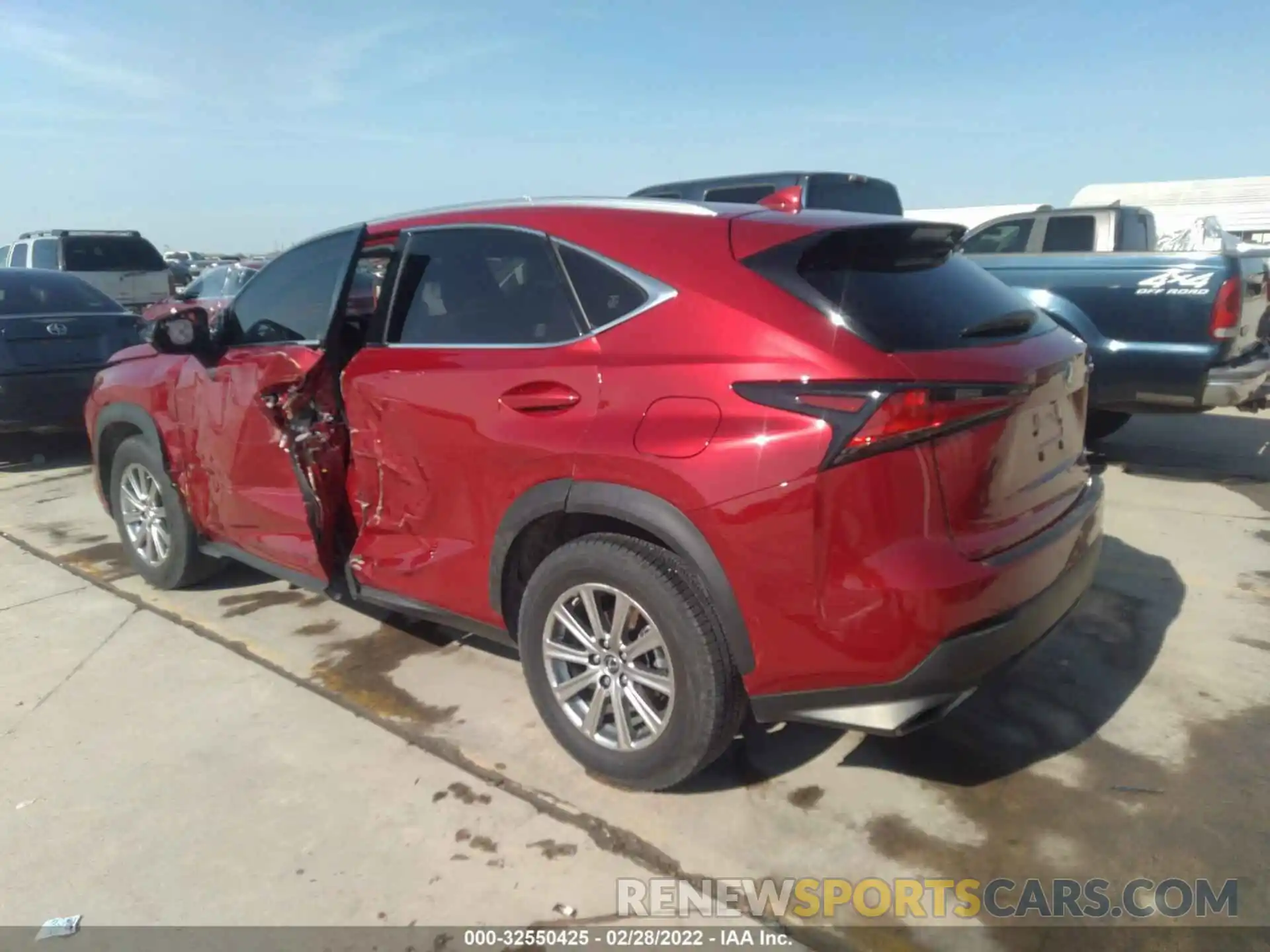 3 Фотография поврежденного автомобиля JTJYARBZ5K2123457 LEXUS NX 2019