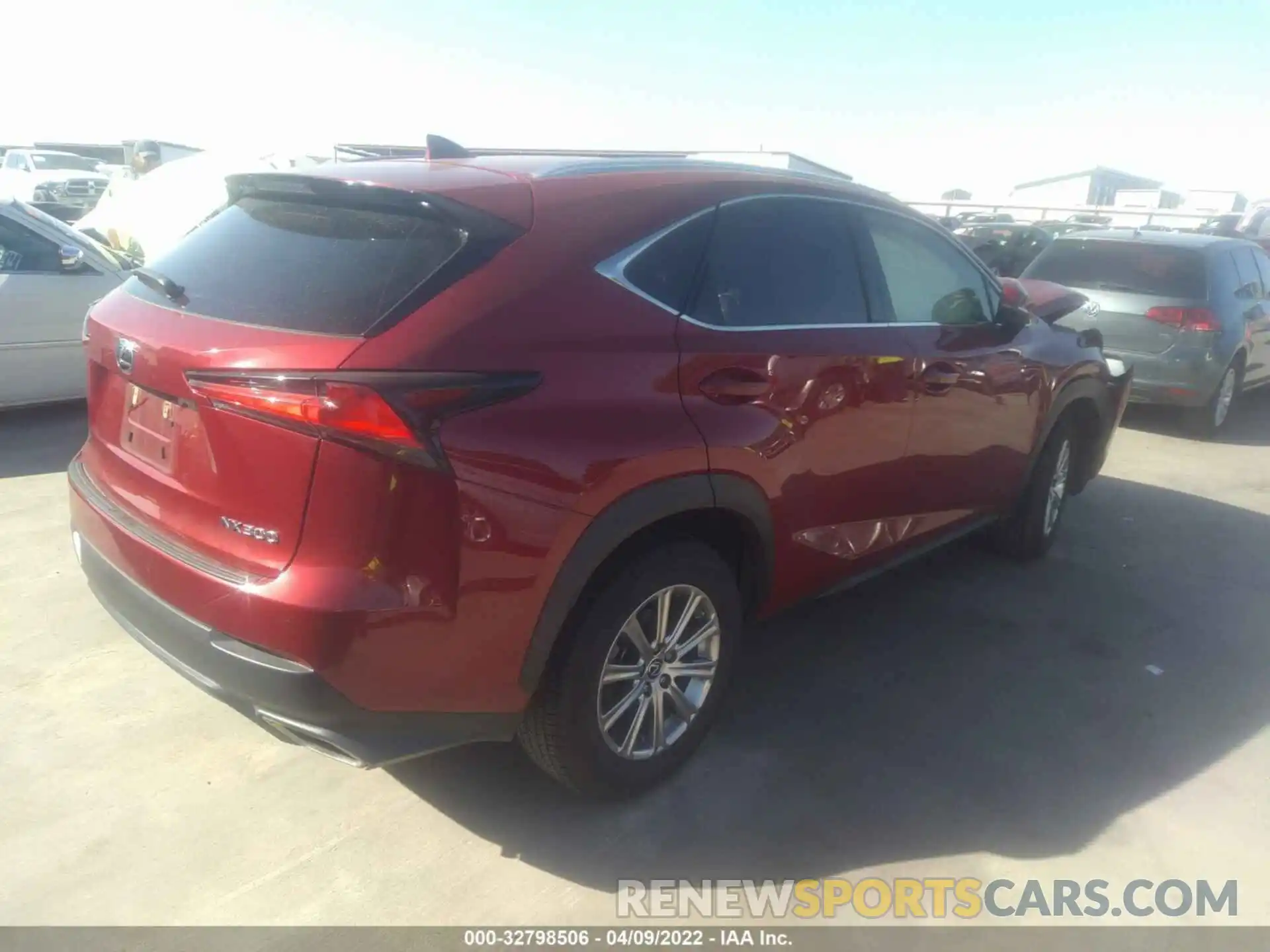 4 Фотография поврежденного автомобиля JTJYARBZ5K2124589 LEXUS NX 2019