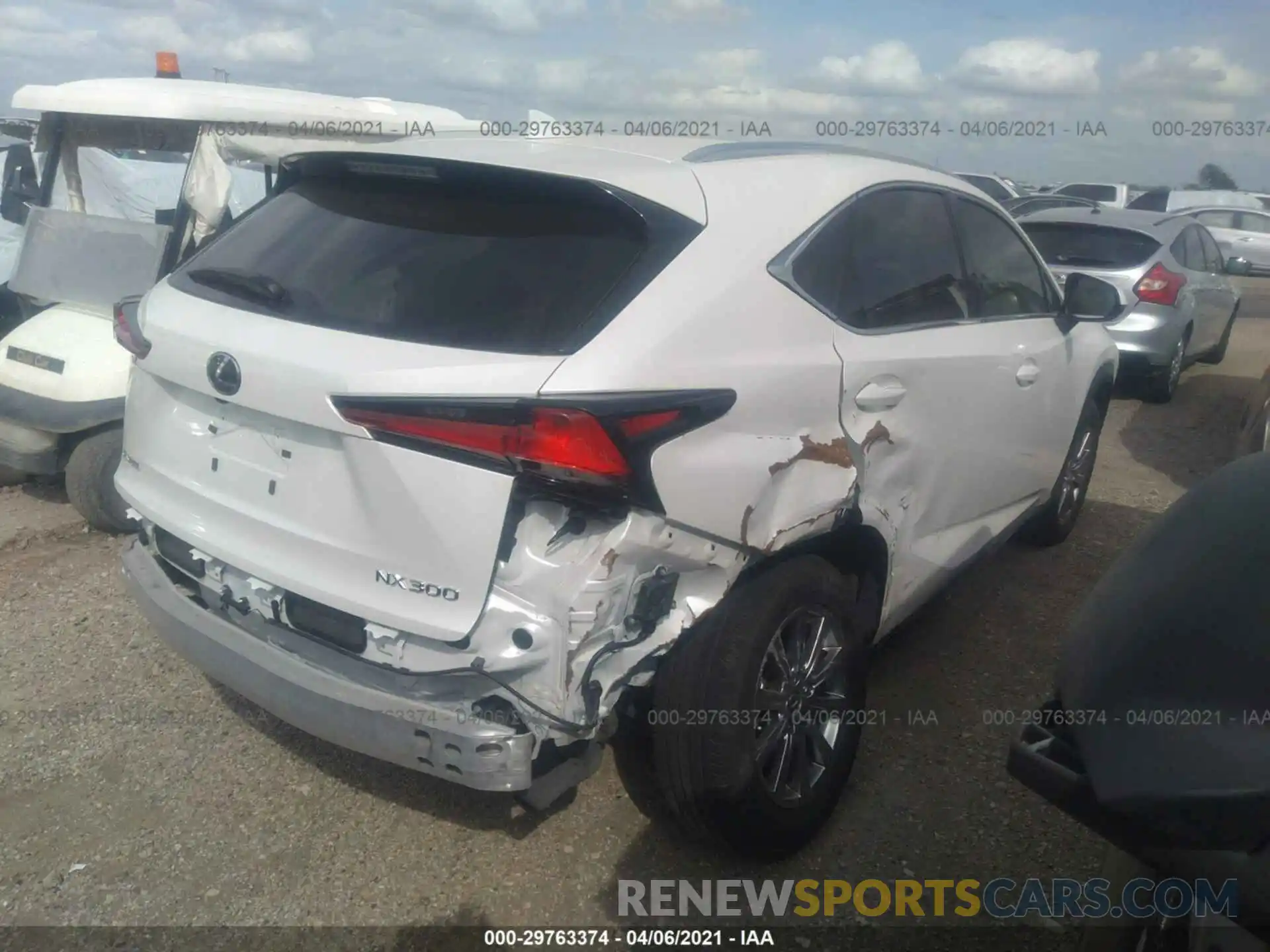 4 Фотография поврежденного автомобиля JTJYARBZ6K2123225 LEXUS NX 2019