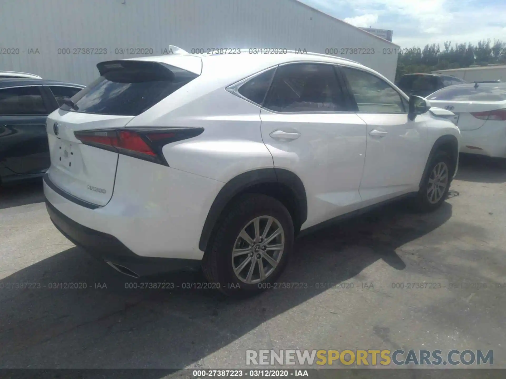 4 Фотография поврежденного автомобиля JTJYARBZ6K2150635 LEXUS NX 2019