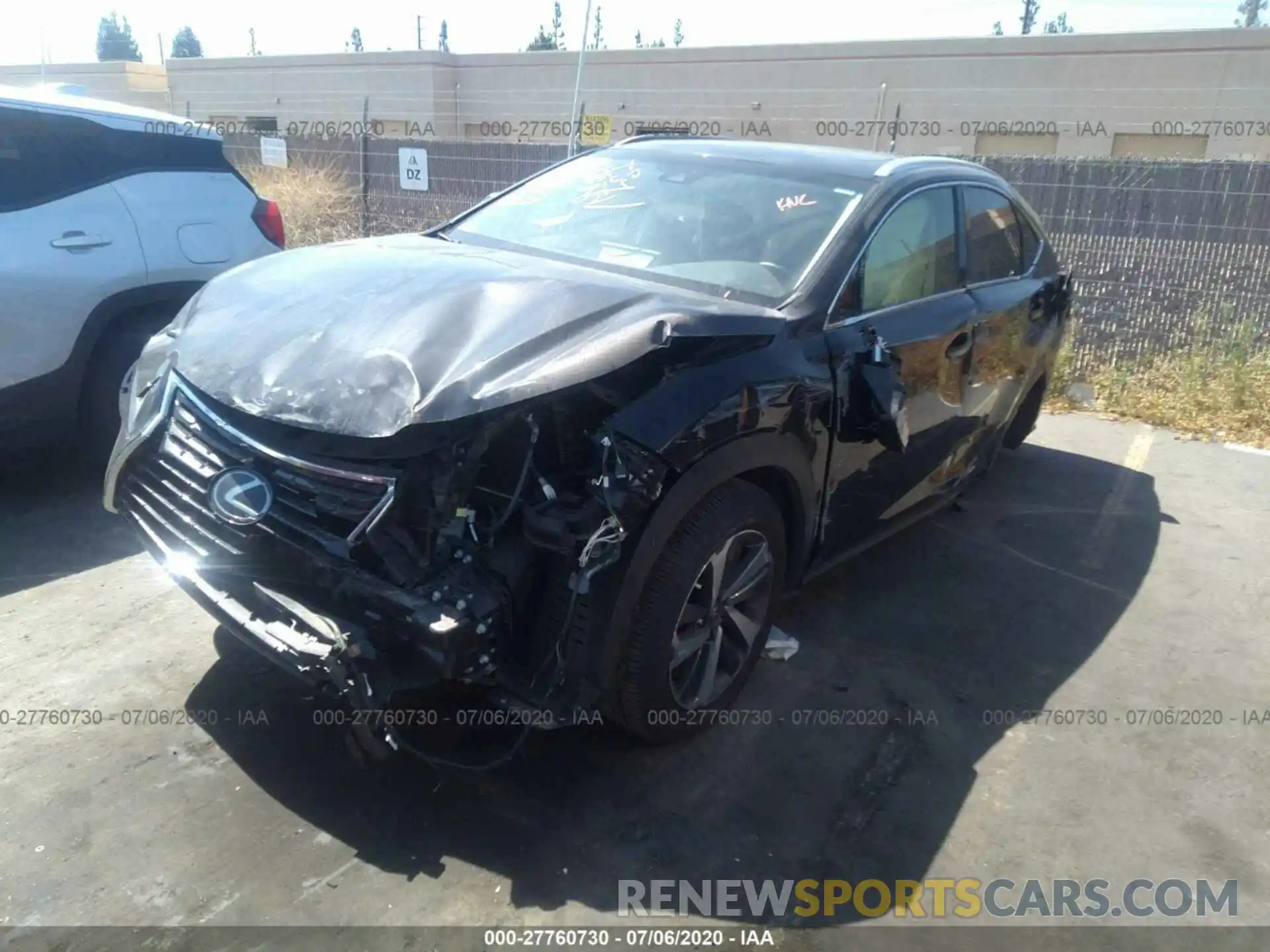 2 Фотография поврежденного автомобиля JTJYARBZ7K2156718 LEXUS NX 2019