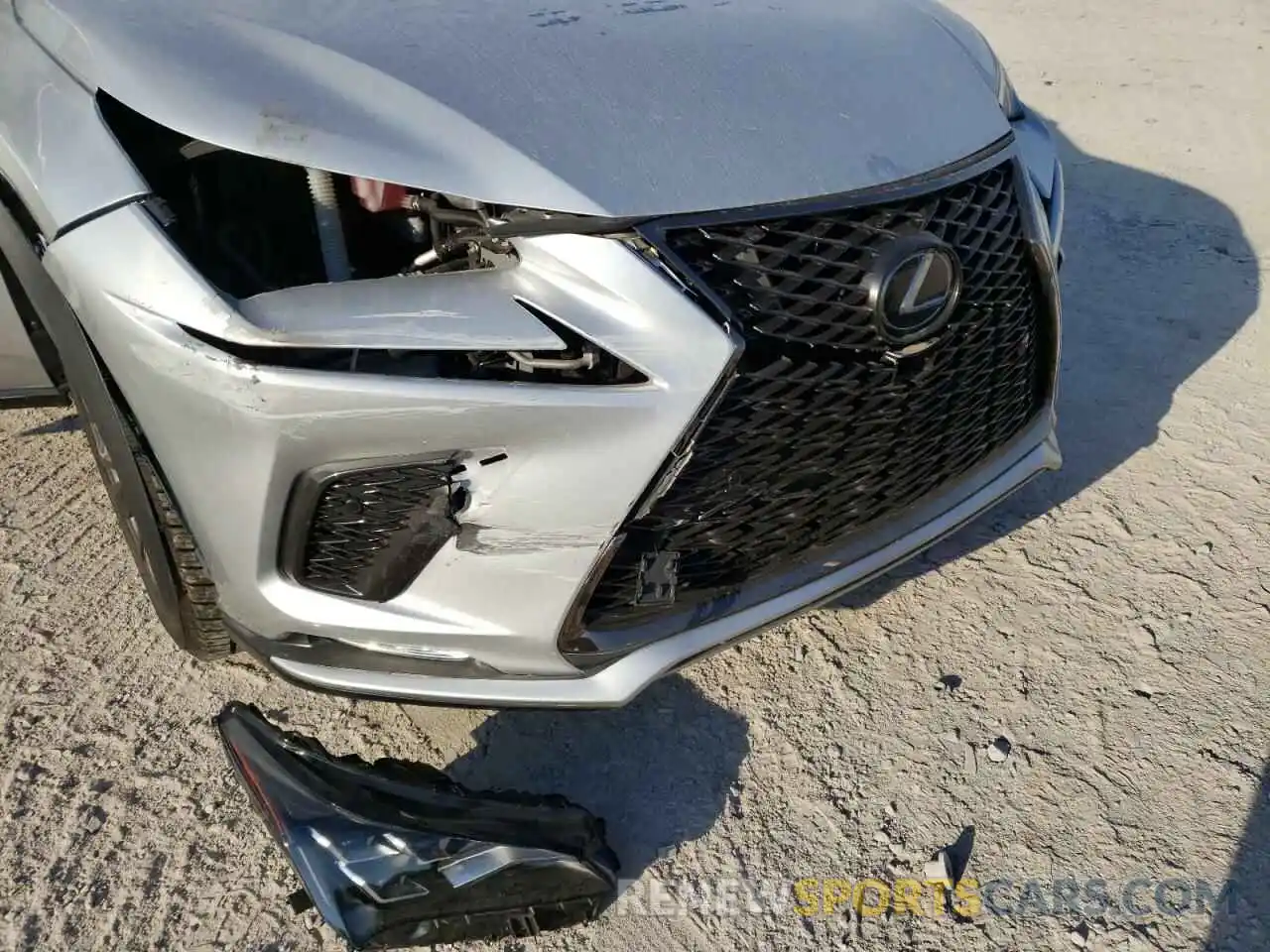 9 Фотография поврежденного автомобиля JTJYARBZ8K2118074 LEXUS NX 2019